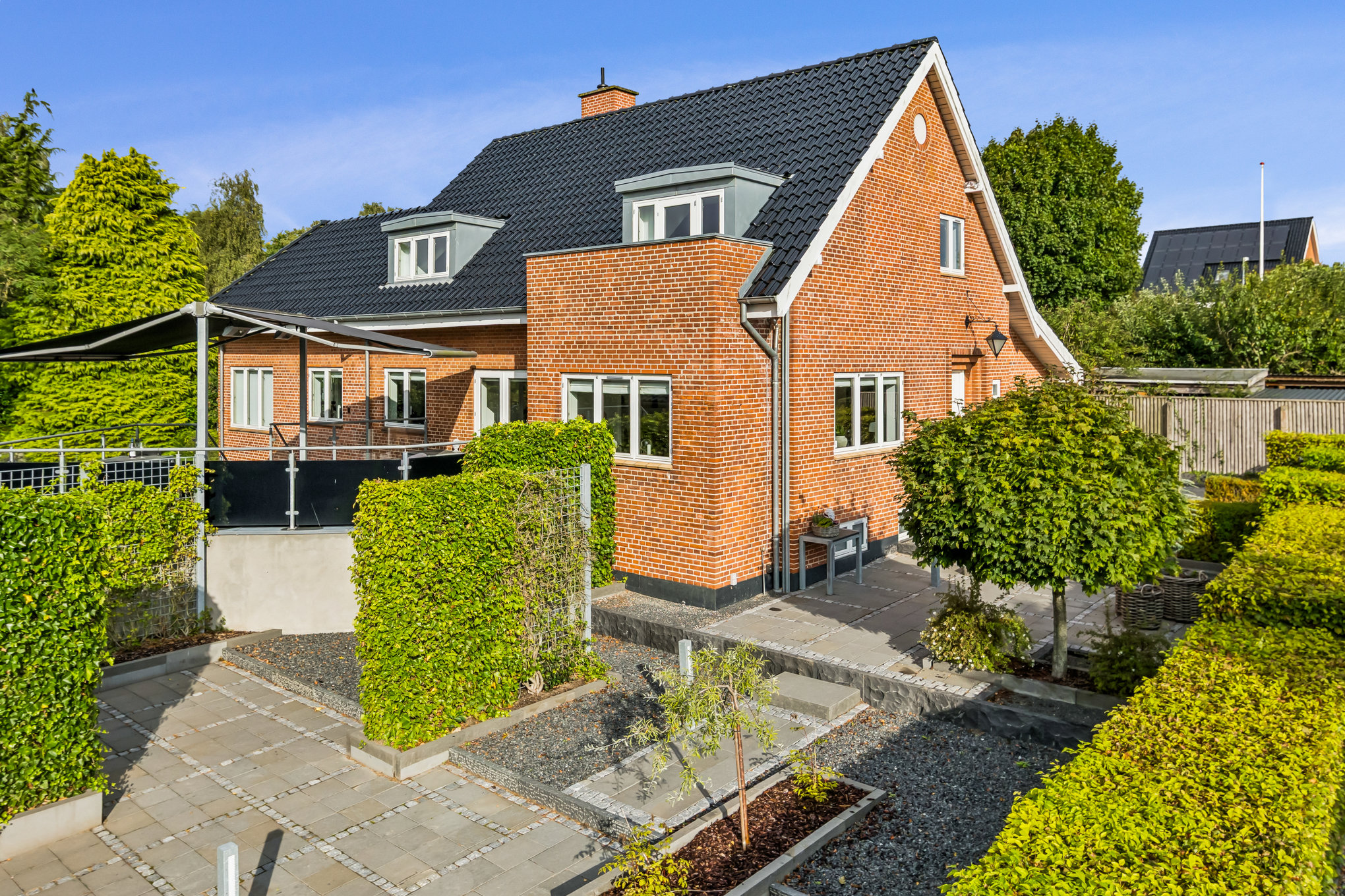 Fremhævet ejendom 1 billede i fuldskærmstilstand. Billede af Jens Baggesens Vej 2, 8920 Randers NV