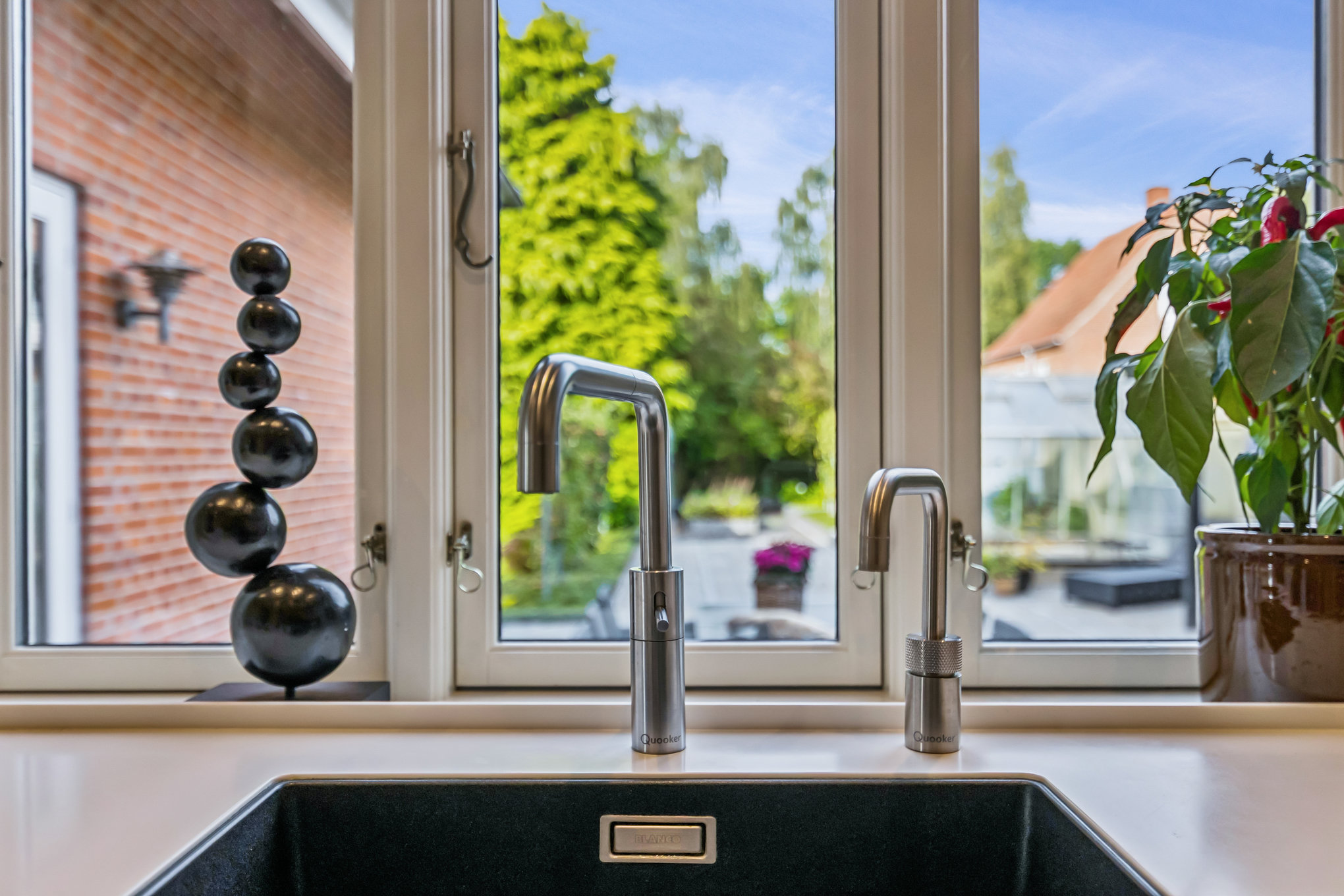 Fremhævet stue billede i fuldskærmstilstand. Billede af Jens Baggesens Vej 2, 8920 Randers NV