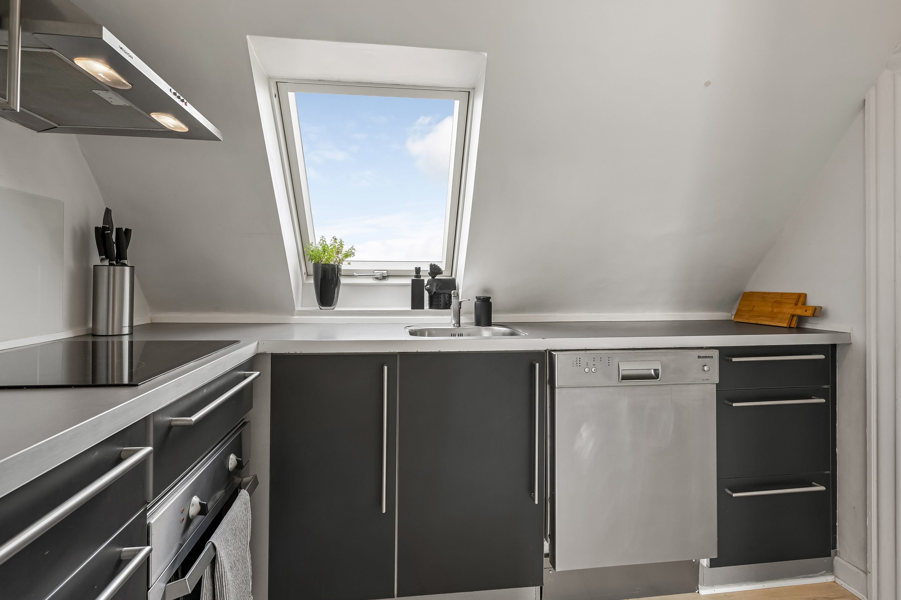 Fremhævet køkken billede i fuldskærmstilstand. Billede af Nygårdsvej 129, 3. tv., 6700 Esbjerg