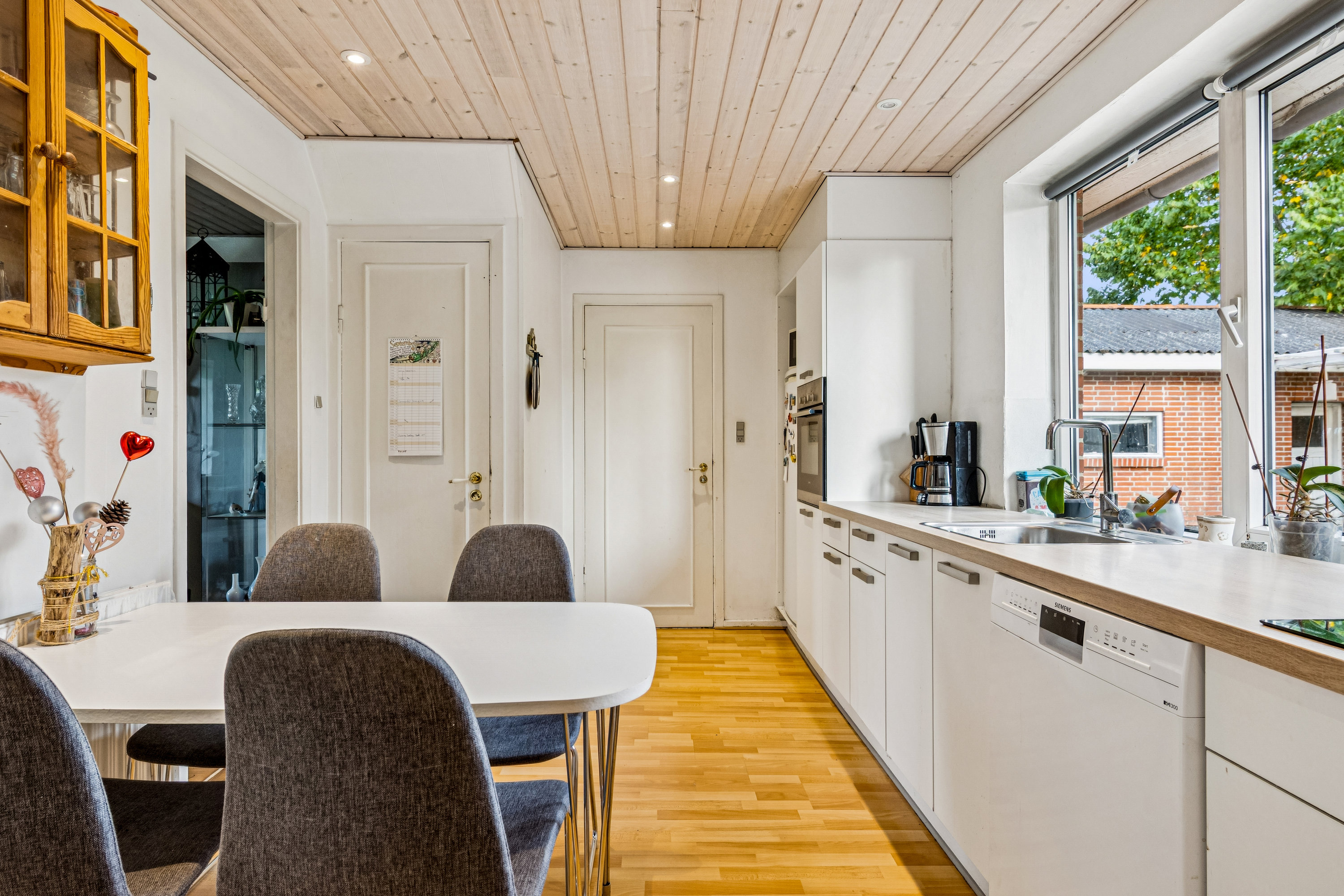 Fremhævet  billede i fuldskærmstilstand. Billede af Tøjstrupvej 3, 8961 Allingåbro