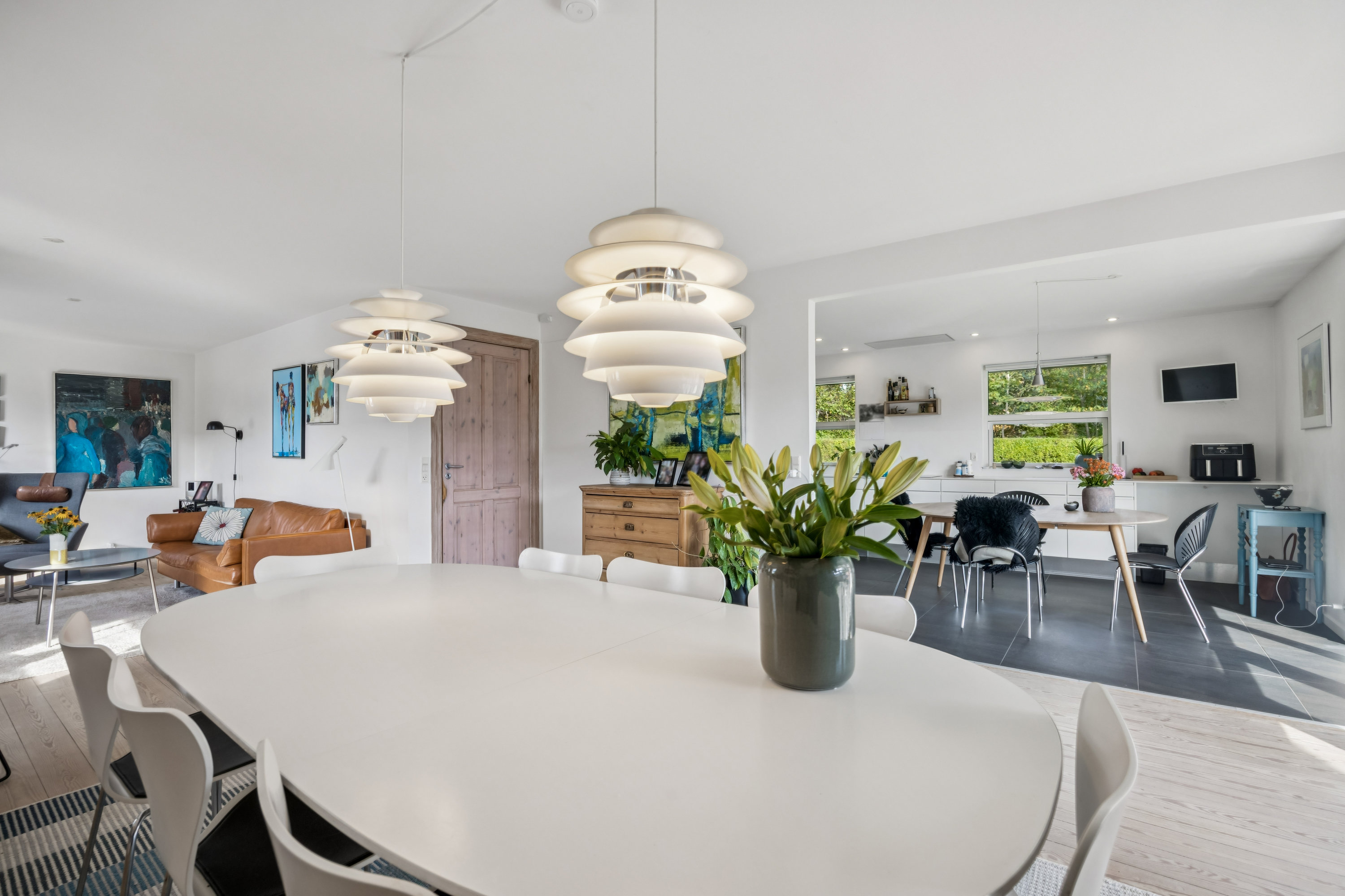 Miniaturebillede 2: stue. Billede af Søndermarken 97, 9320 Hjallerup