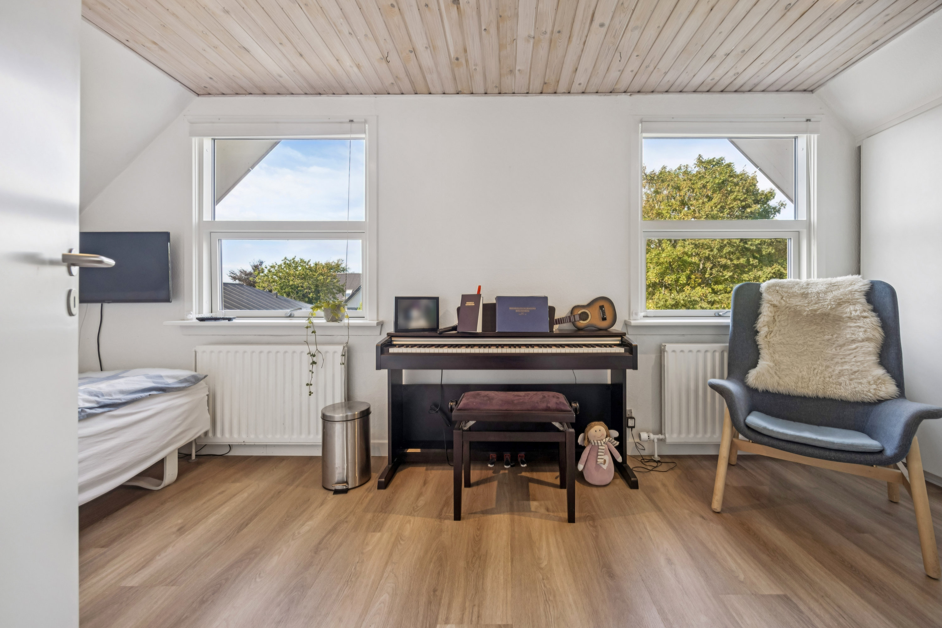 Fremhævet værelse billede i fuldskærmstilstand. Billede af Søndermarken 97, 9320 Hjallerup