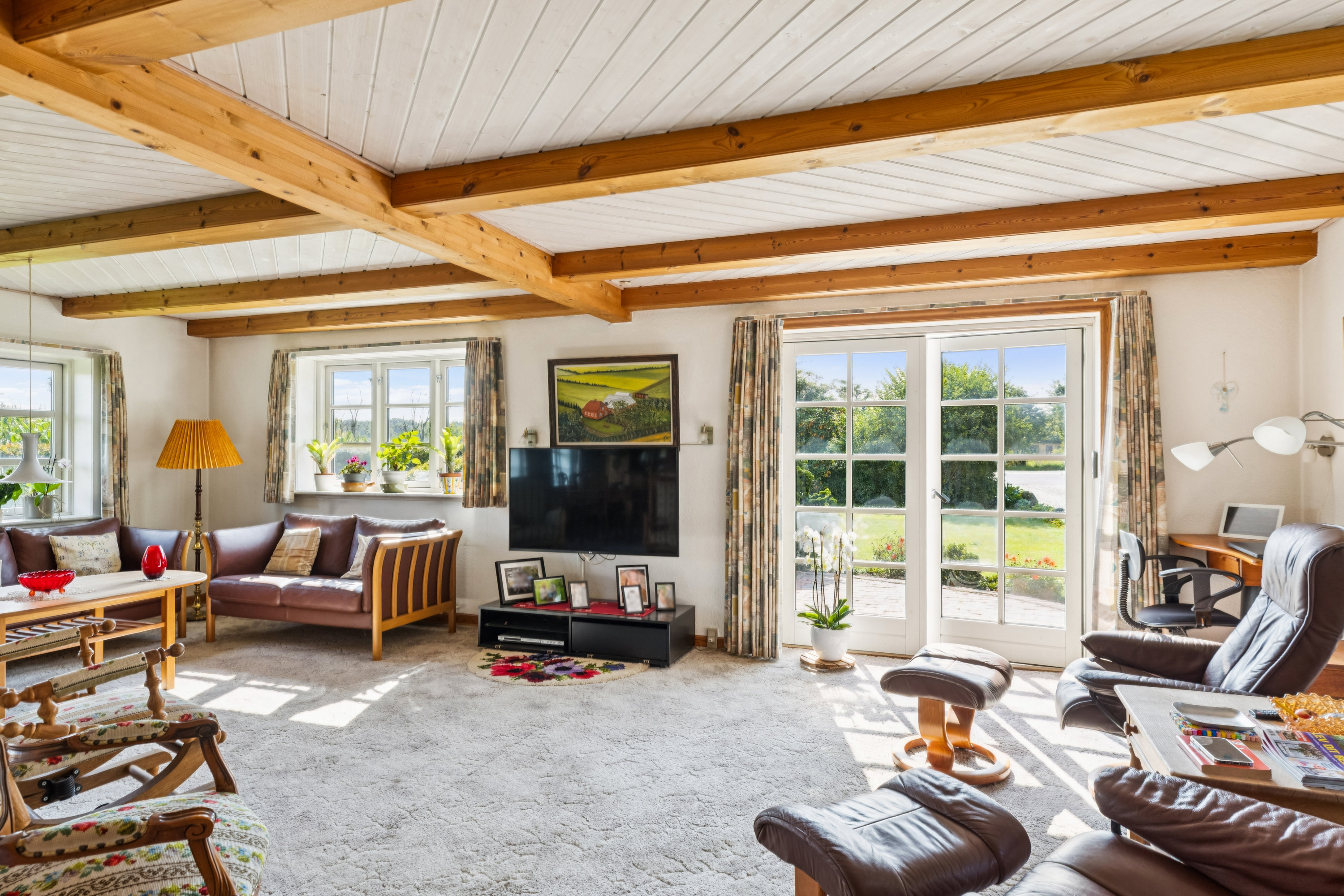 Fremhævet stue billede i fuldskærmstilstand. Billede af Koldingvej 95, Kalvslund, 6760 Ribe