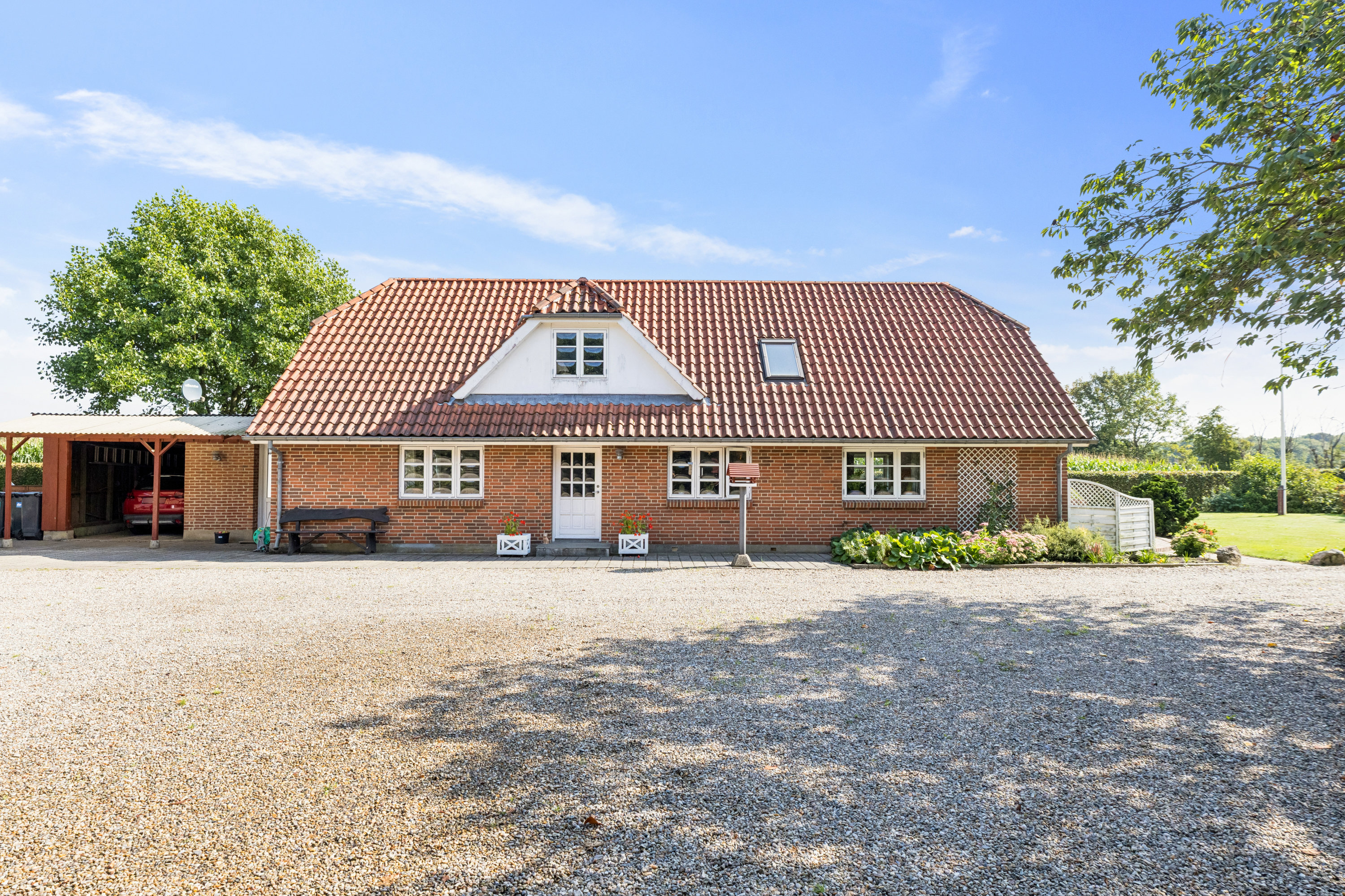 Fremhævet ejendommen billede i fuldskærmstilstand. Billede af Koldingvej 95, Kalvslund, 6760 Ribe