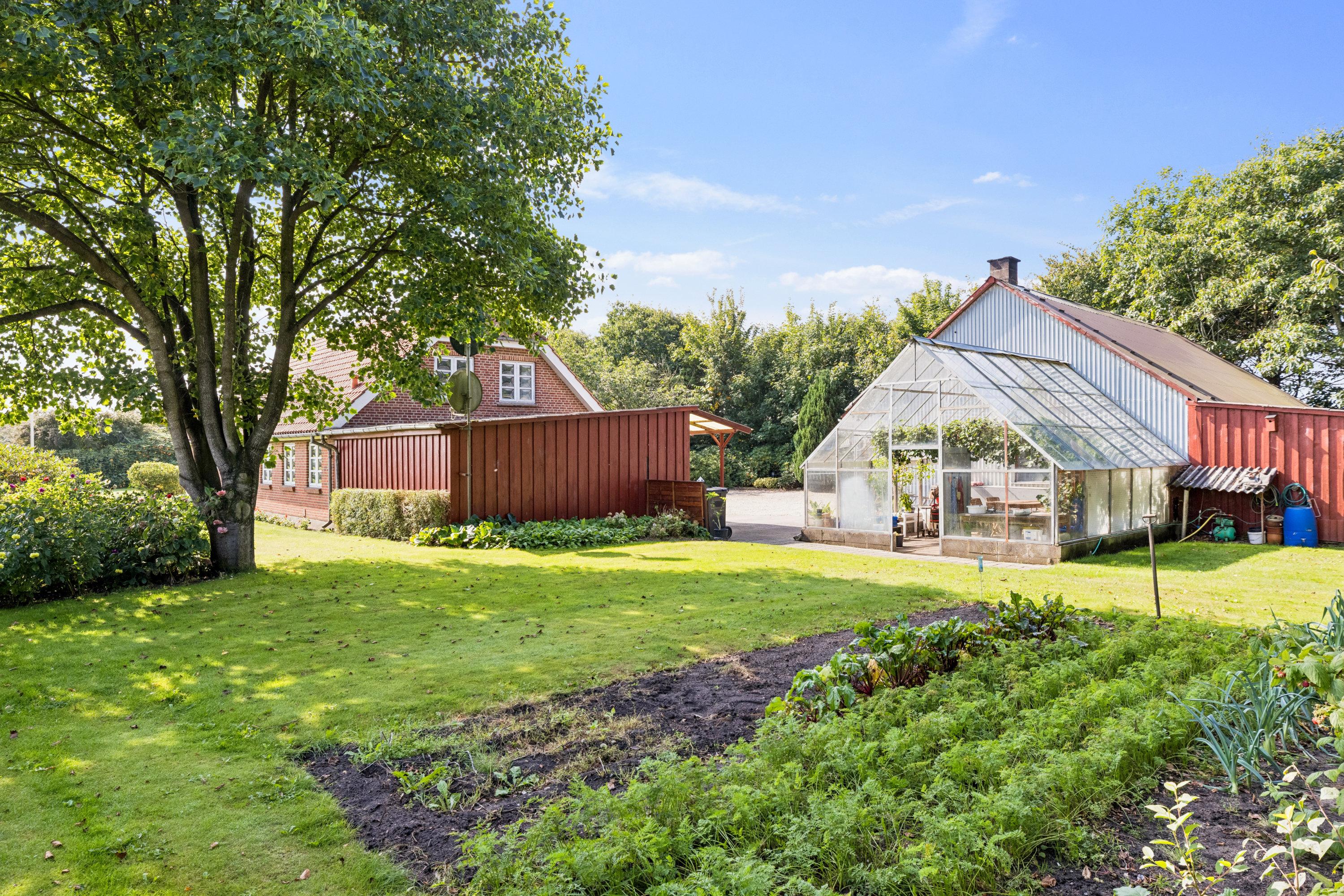 Fremhævet have billede i fuldskærmstilstand. Billede af Koldingvej 95, Kalvslund, 6760 Ribe