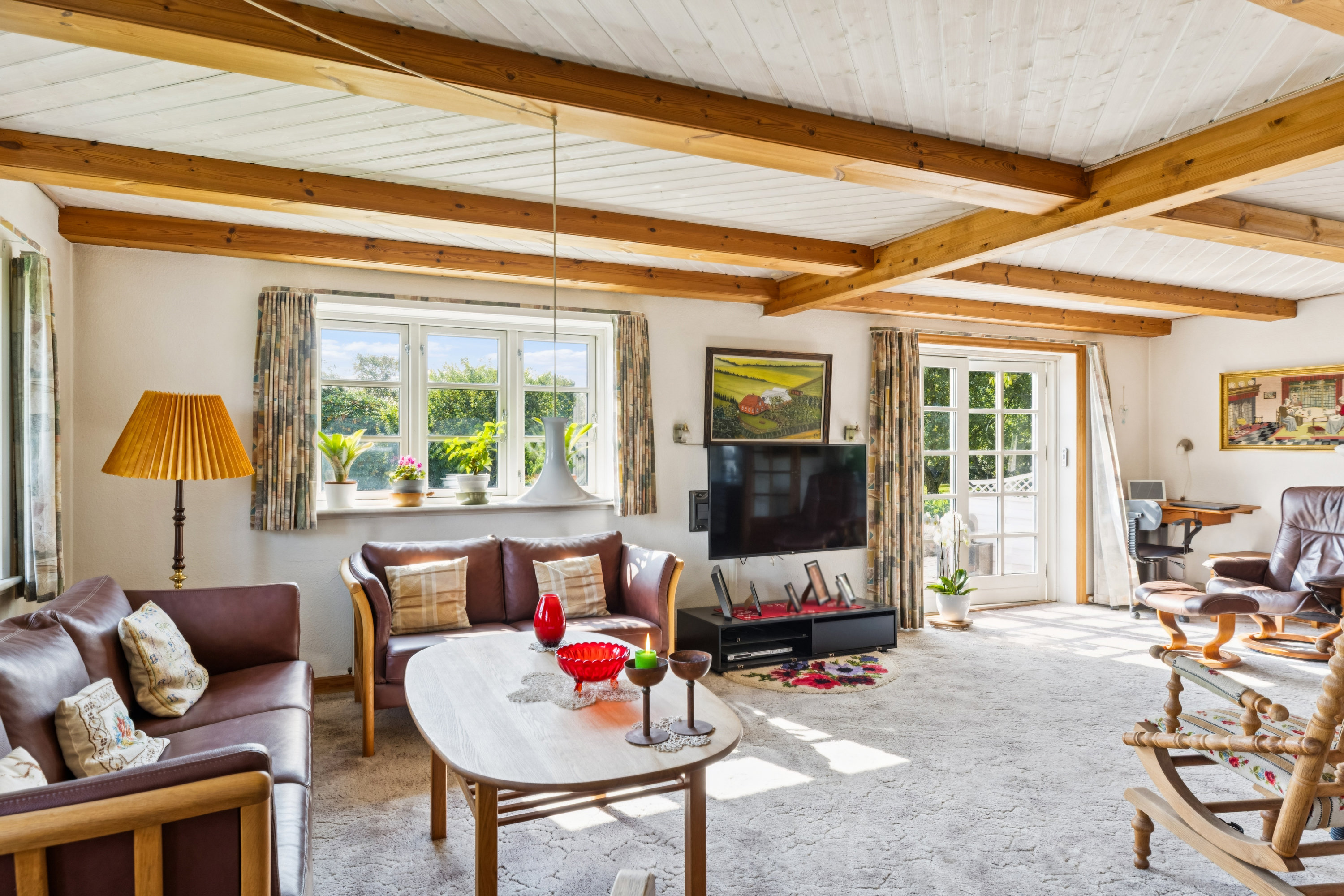 Fremhævet stue billede i fuldskærmstilstand. Billede af Koldingvej 95, Kalvslund, 6760 Ribe