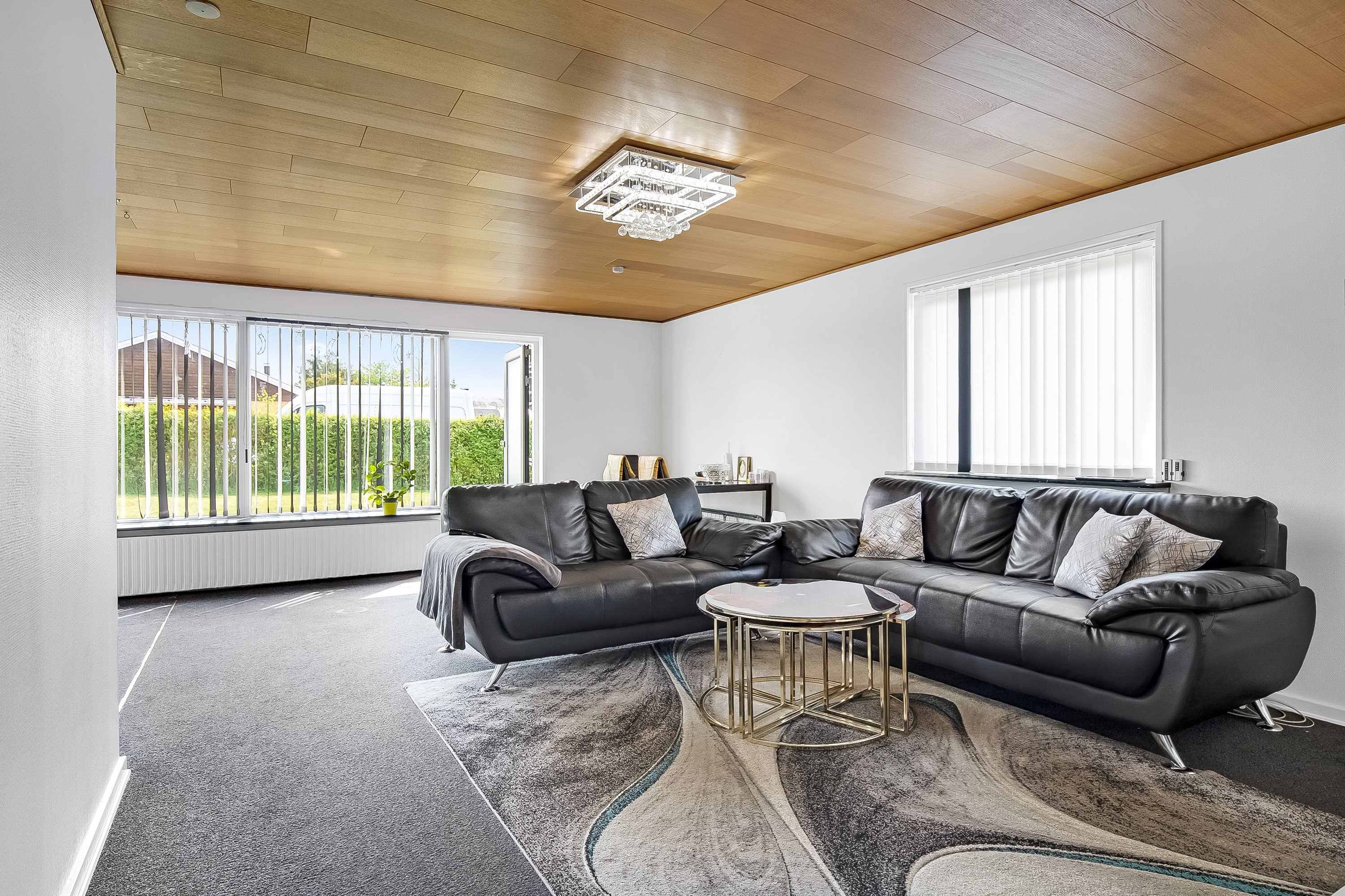 Fremhævet stue billede i fuldskærmstilstand. Billede af Toftbovej 1, Jerlev, 7100 Vejle