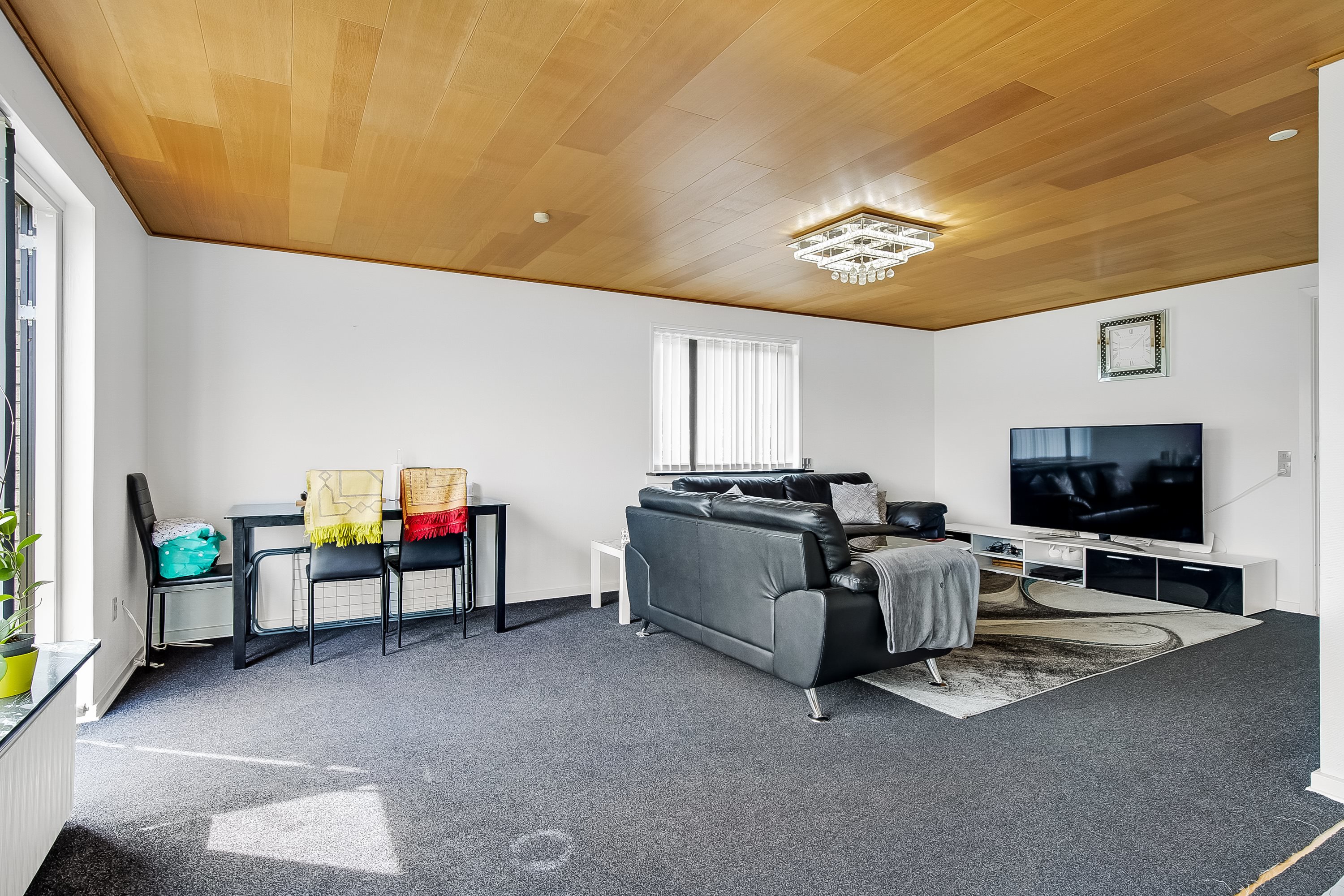 Fremhævet stue billede i fuldskærmstilstand. Billede af Toftbovej 1, Jerlev, 7100 Vejle