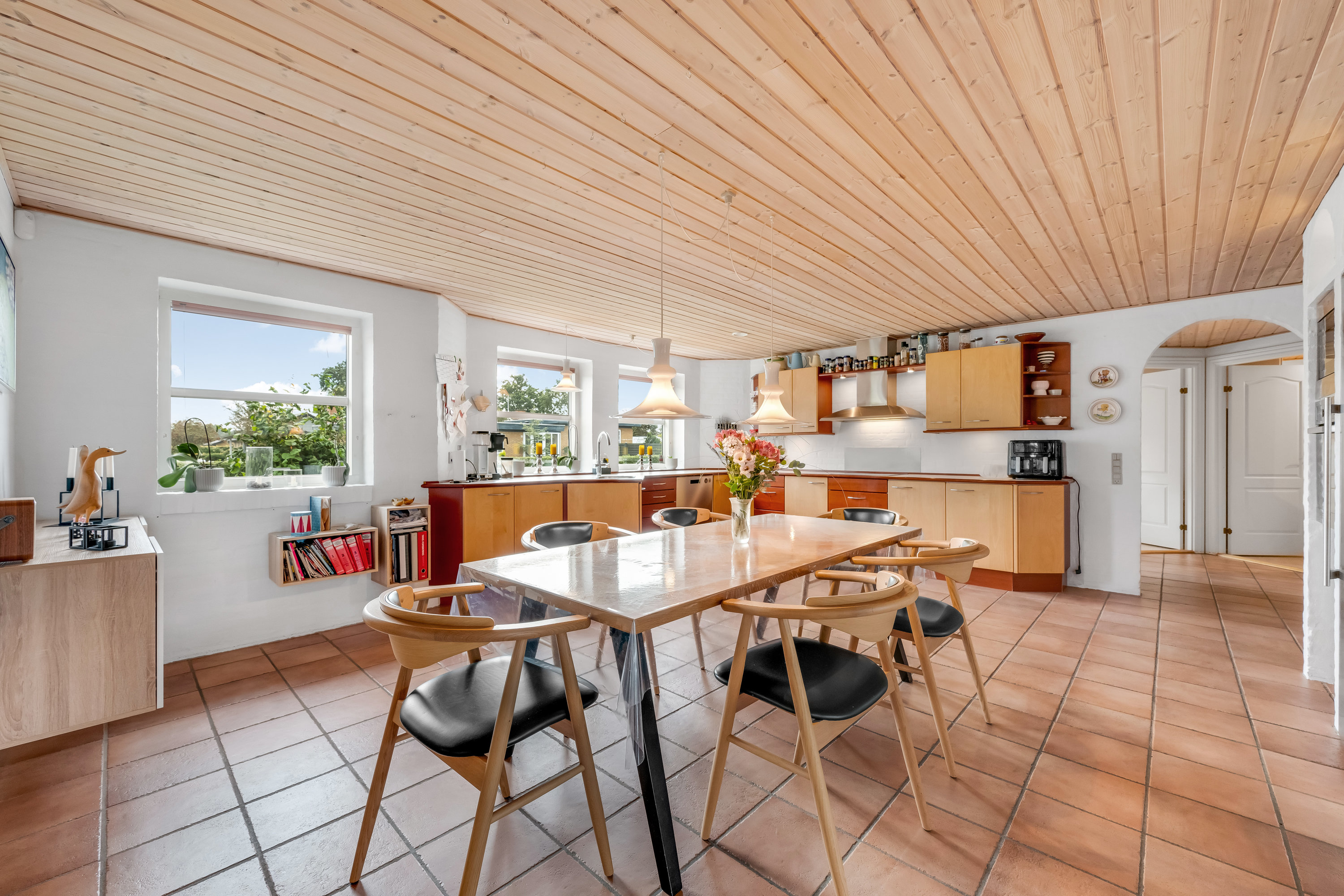 Fremhævet stue billede i fuldskærmstilstand. Billede af Fabriksvej 10, 6980 Tim