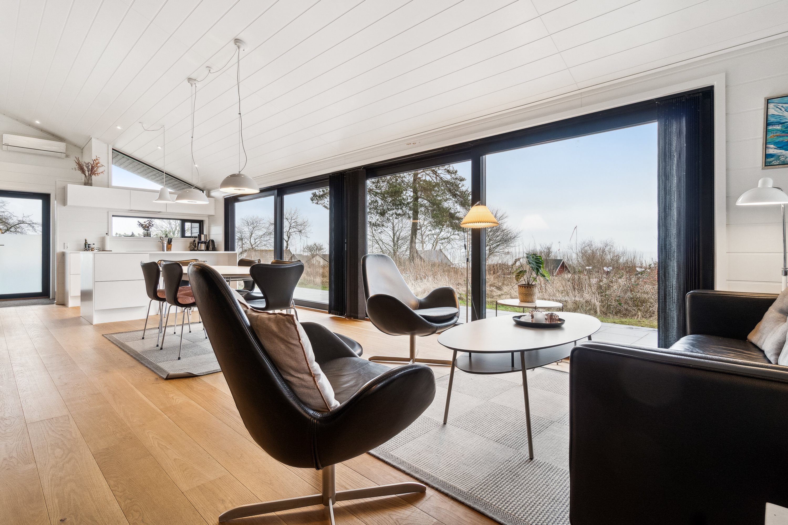 Fremhævet stue billede i fuldskærmstilstand. Billede af Strandvolden 17, Balka, 3730 Nexø