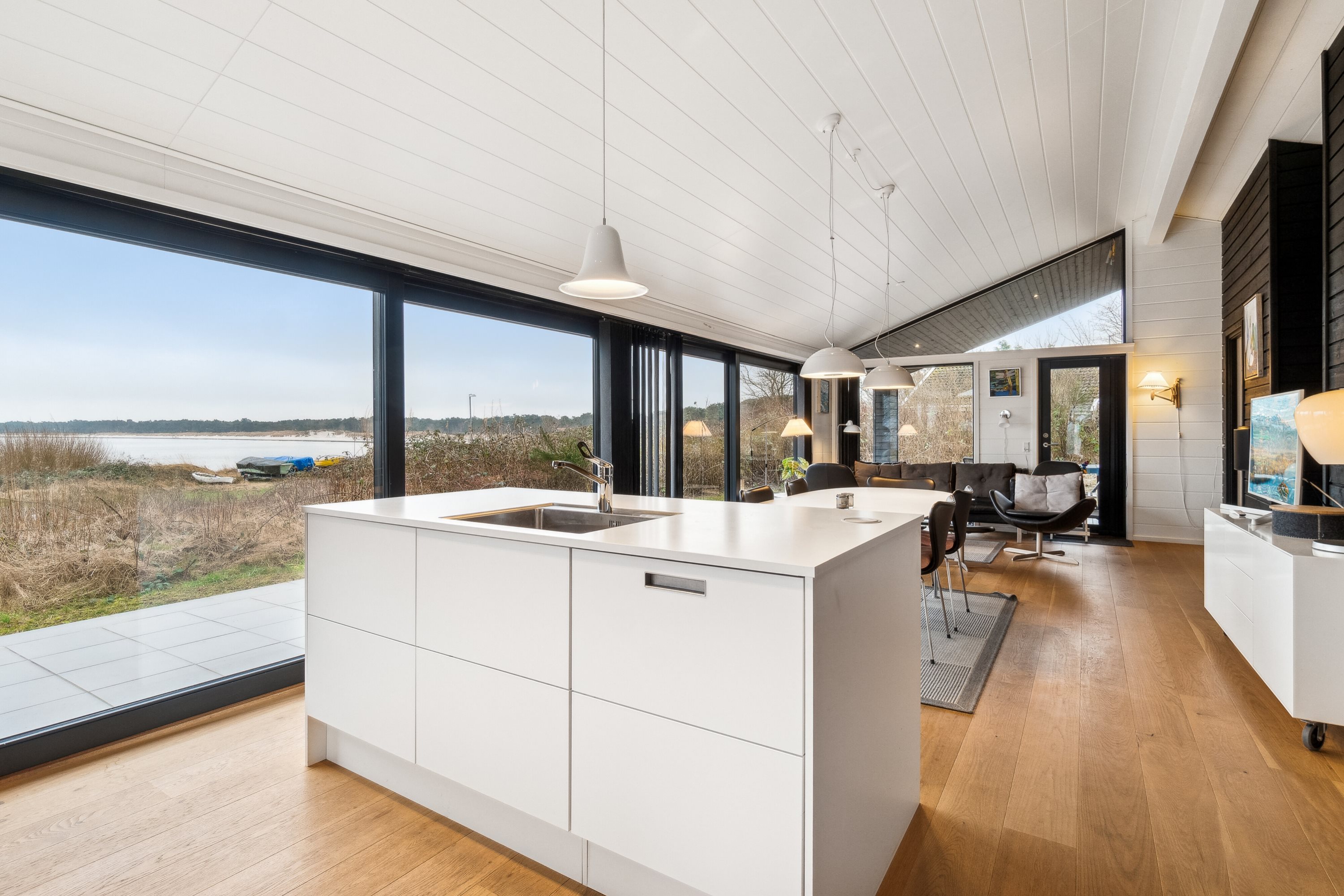 Miniaturebillede 2: køkken. Billede af Strandvolden 17, Balka, 3730 Nexø