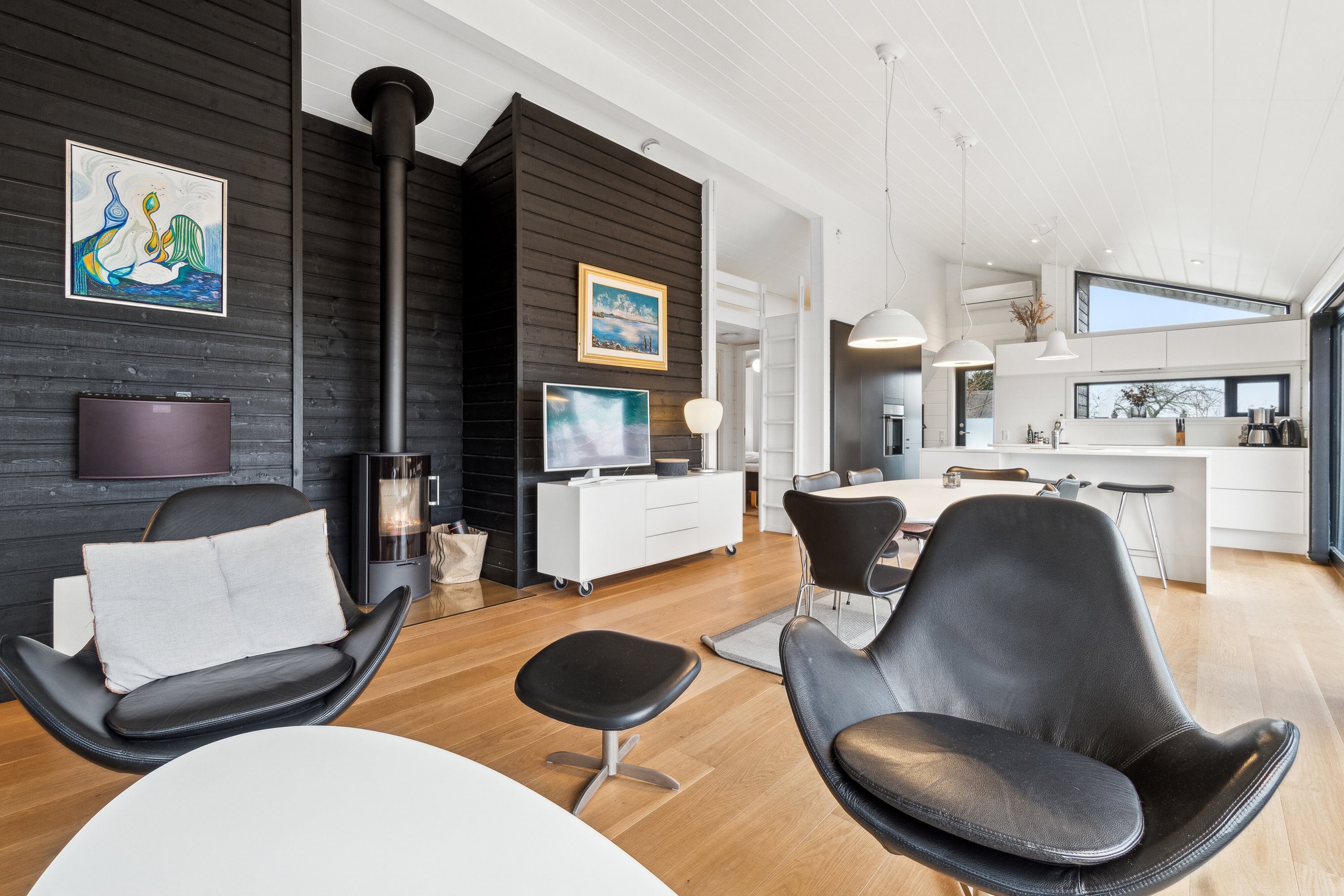 Fremhævet stue billede i fuldskærmstilstand. Billede af Strandvolden 17, Balka, 3730 Nexø