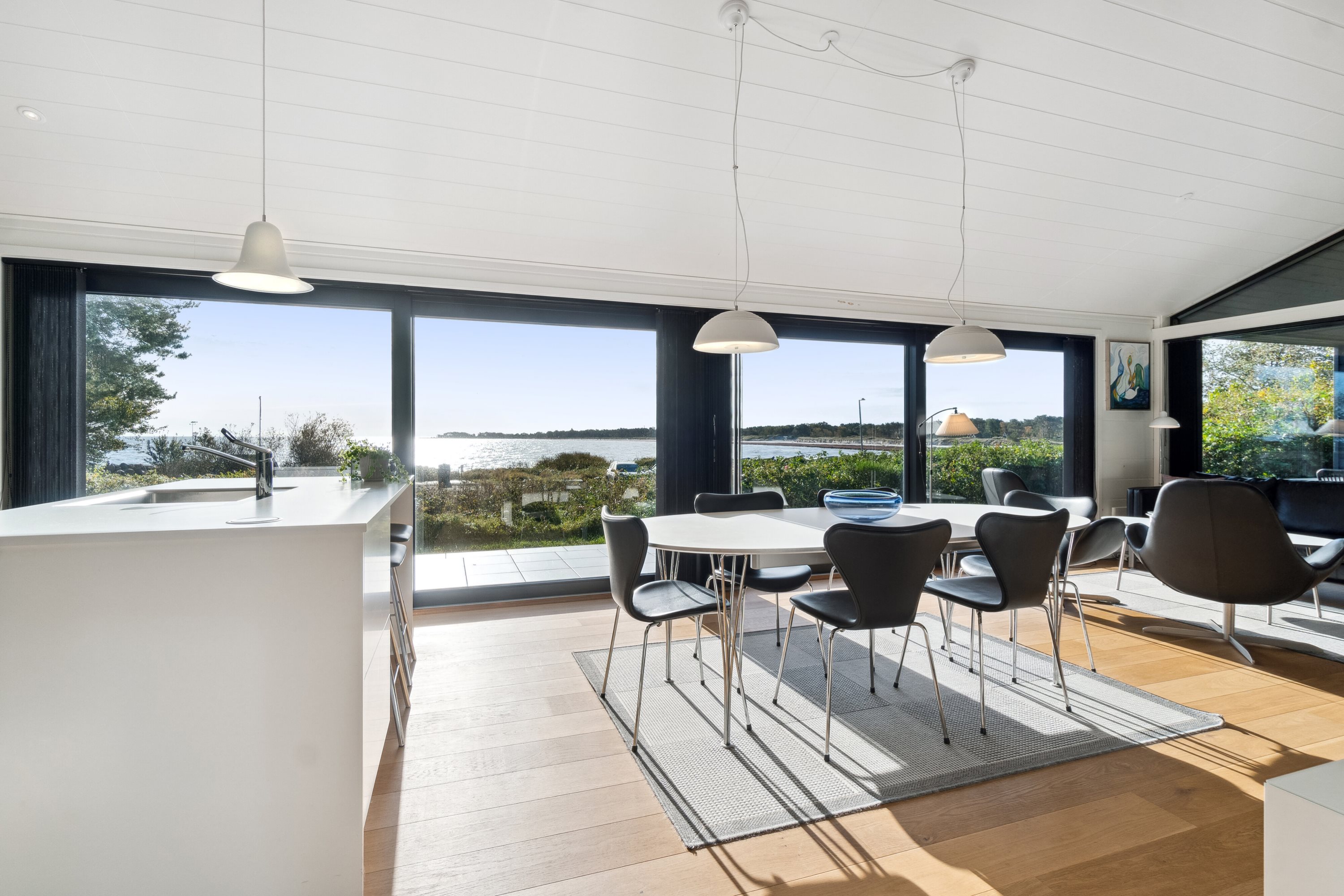 Fremhævet stue billede i fuldskærmstilstand. Billede af Strandvolden 17, Balka, 3730 Nexø