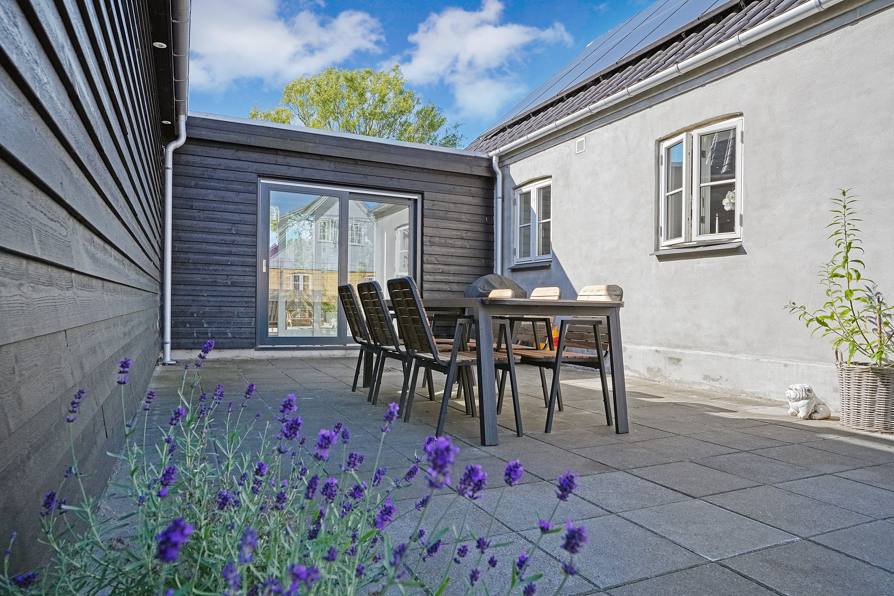 Fremhævet terrasse billede i fuldskærmstilstand. Billede af Sallevvej 4, 4622 Havdrup