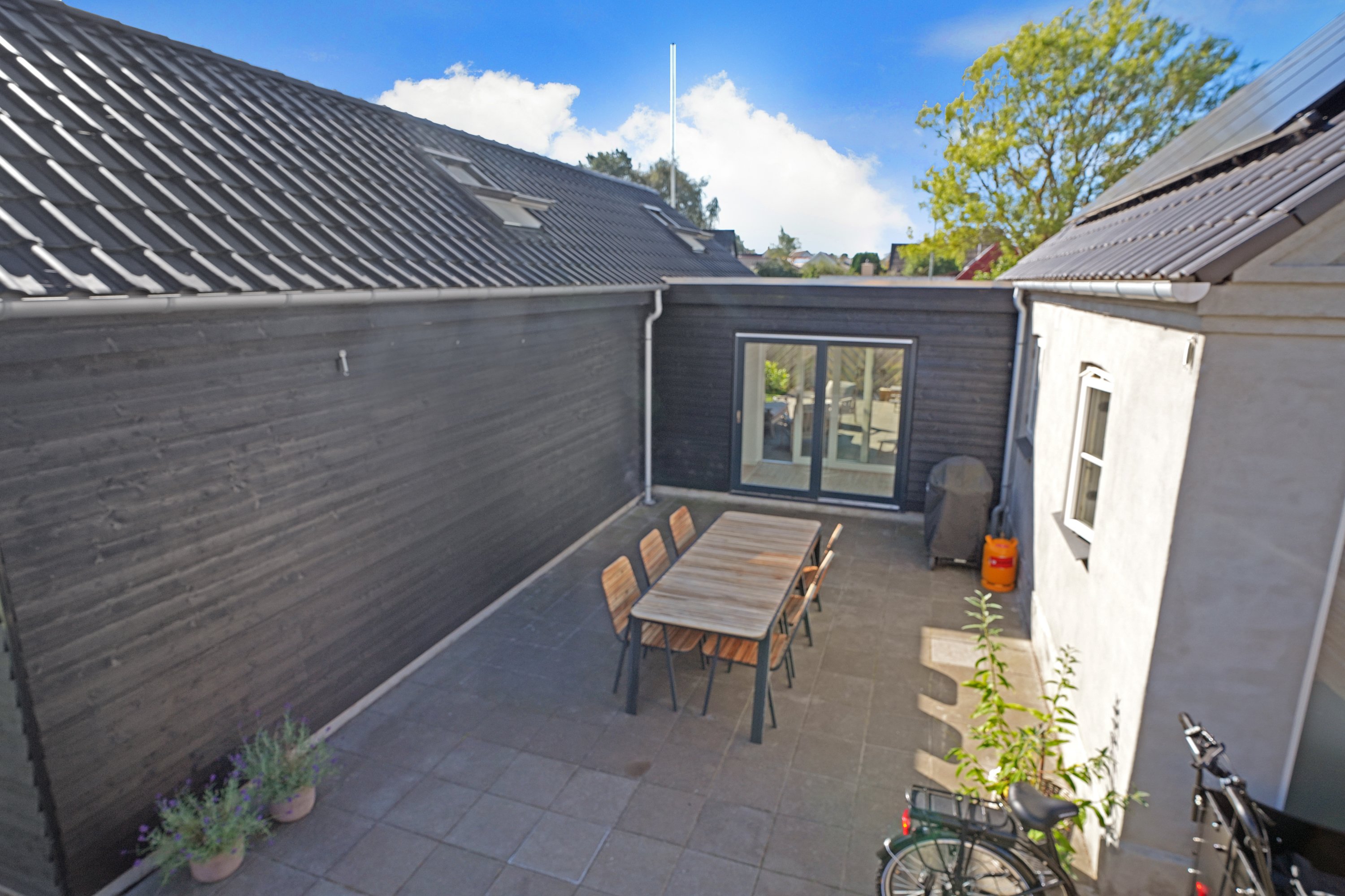 Fremhævet terrasse billede i fuldskærmstilstand. Billede af Sallevvej 4, 4622 Havdrup