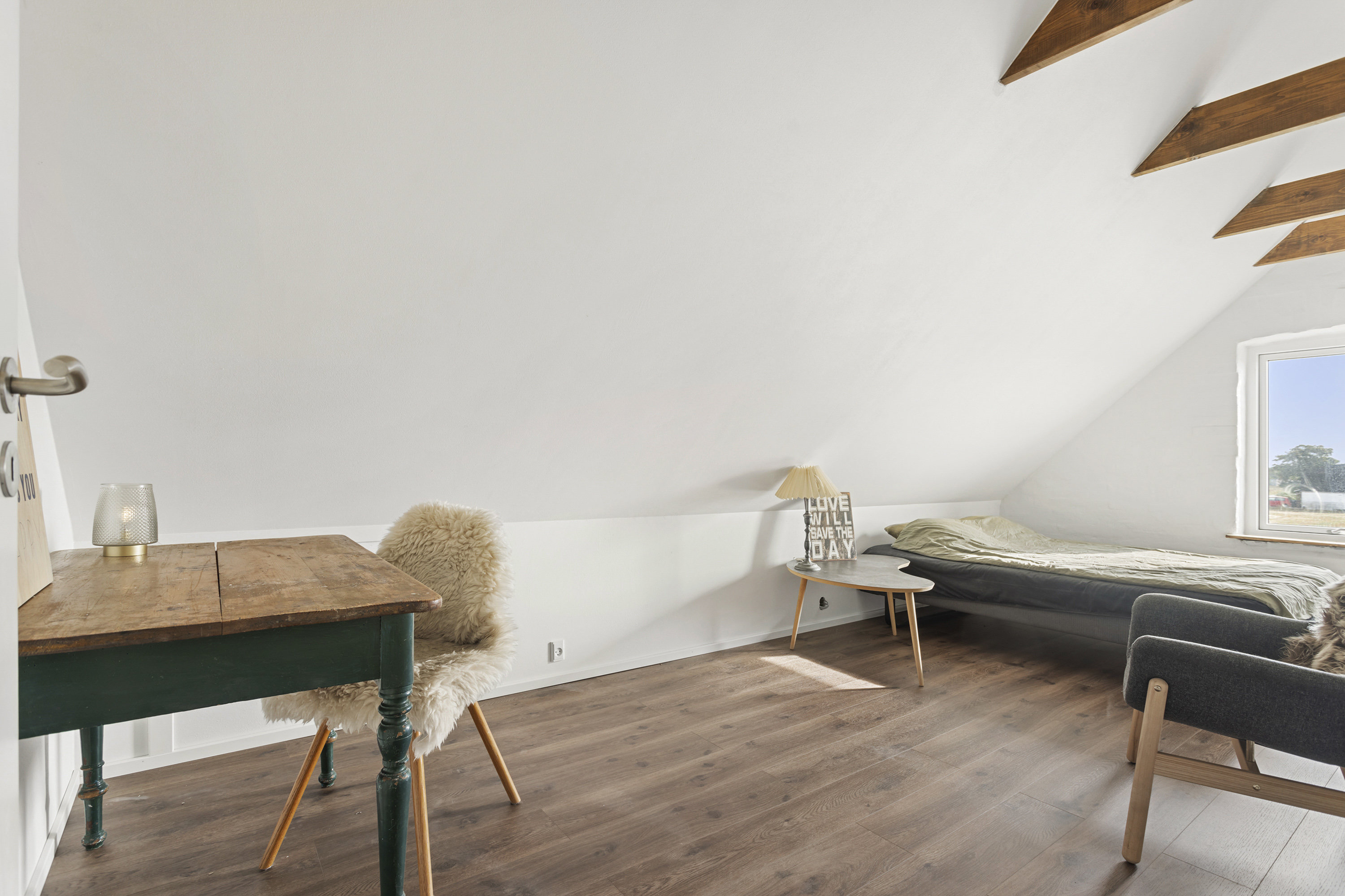 Fremhævet værelse billede i fuldskærmstilstand. Billede af Kraghedevej 186, 9382 Tylstrup