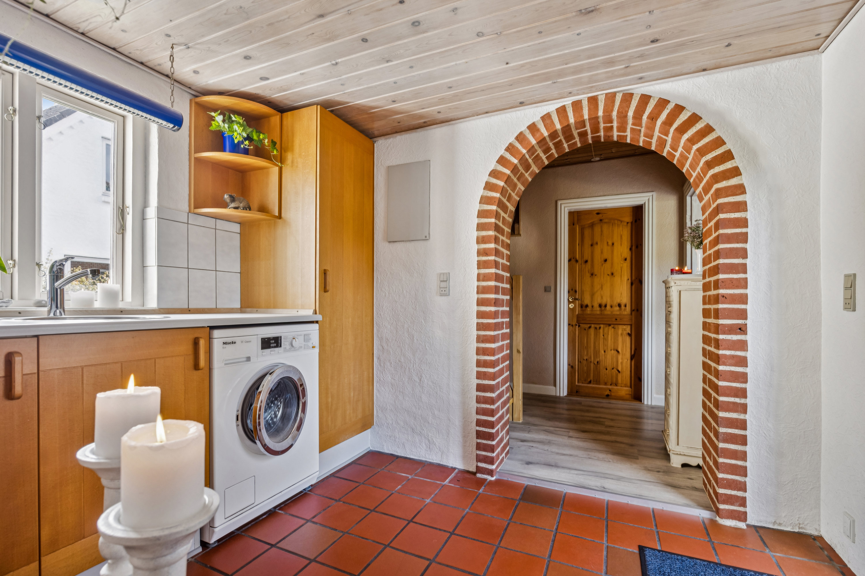 Fremhævet badeværelse billede i fuldskærmstilstand. Billede af Kronborgvej 13, Dalbyover, 8970 Havndal