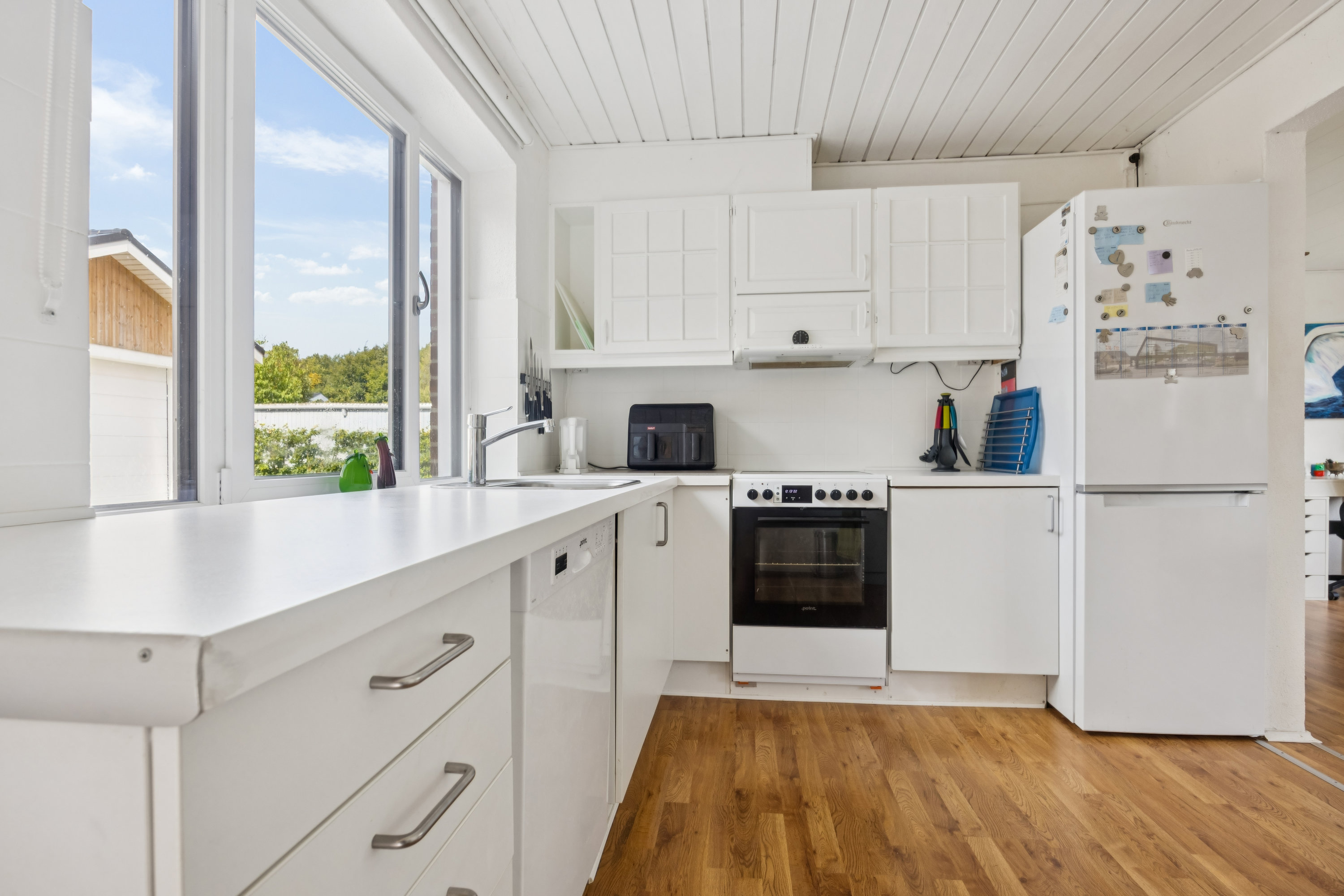 Fremhævet køkken billede i fuldskærmstilstand. Billede af Klejtrupvej 80, Hvornum, 9500 Hobro