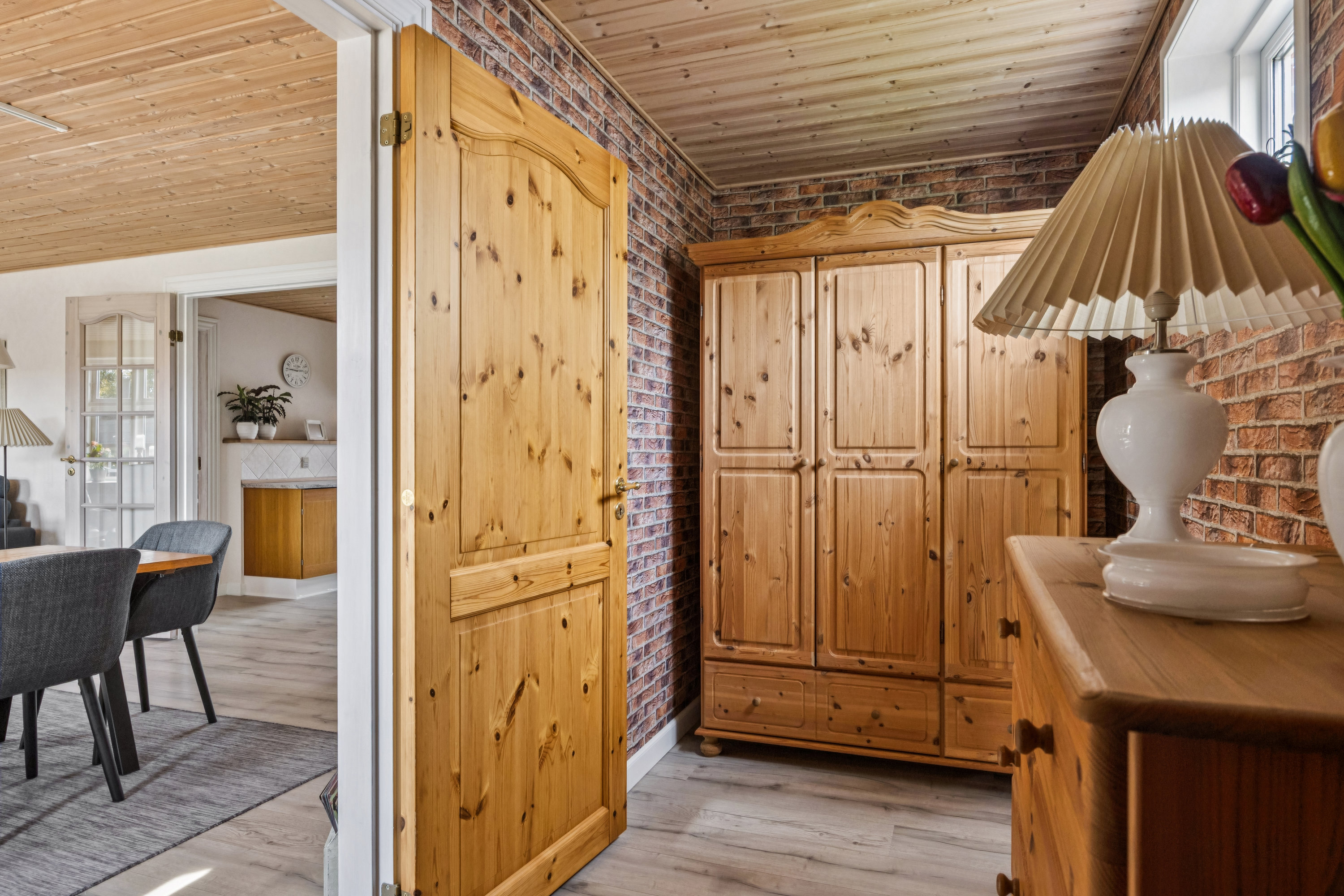 Fremhævet gang billede i fuldskærmstilstand. Billede af Kronborgvej 13, Dalbyover, 8970 Havndal