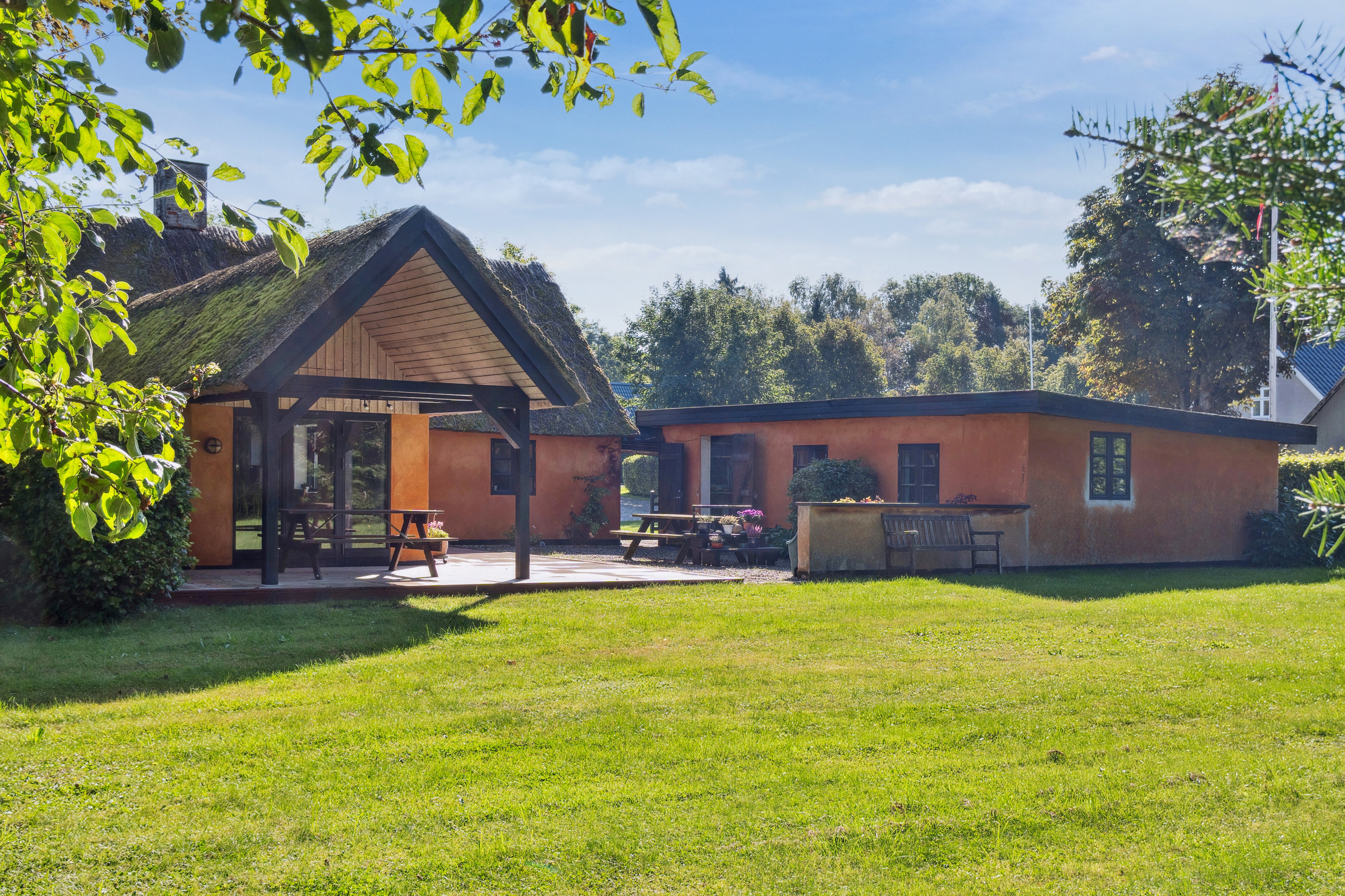 Miniaturebillede 1: set fra haven. Billede af Mønvej 90, Ammendrup, 4720 Præstø