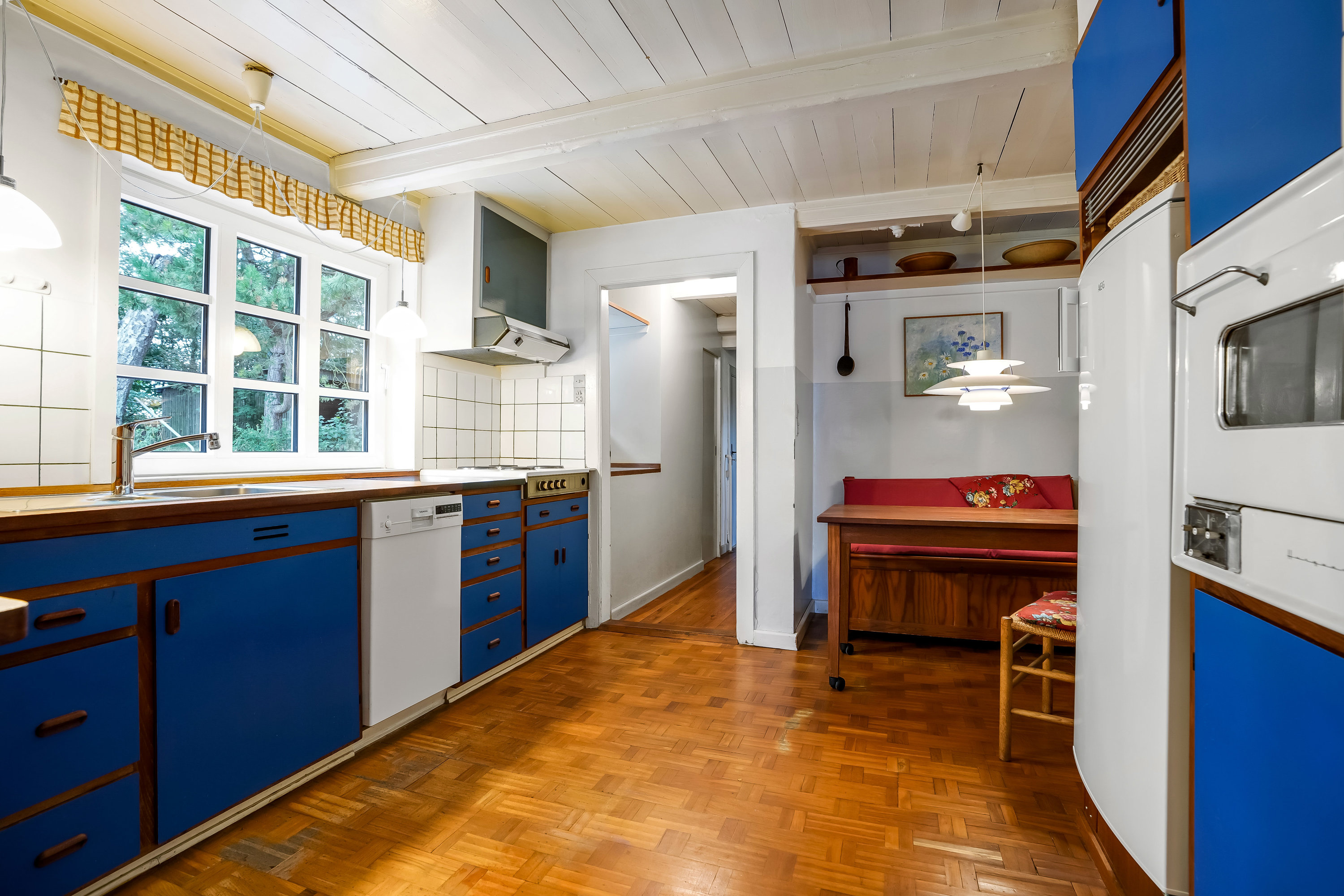 Fremhævet køkken billede i fuldskærmstilstand. Billede af Sølystvej 4, 5500 Middelfart