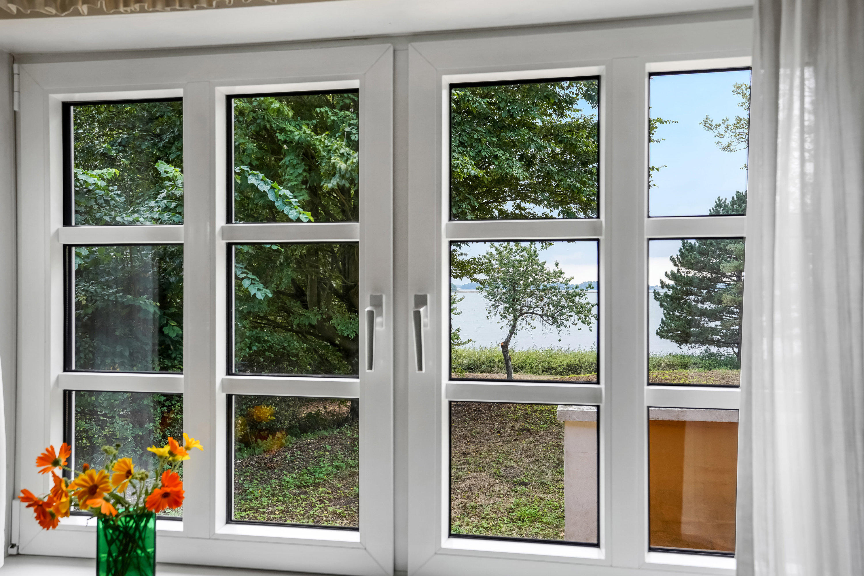 Fremhævet stue billede i fuldskærmstilstand. Billede af Sølystvej 4, 5500 Middelfart