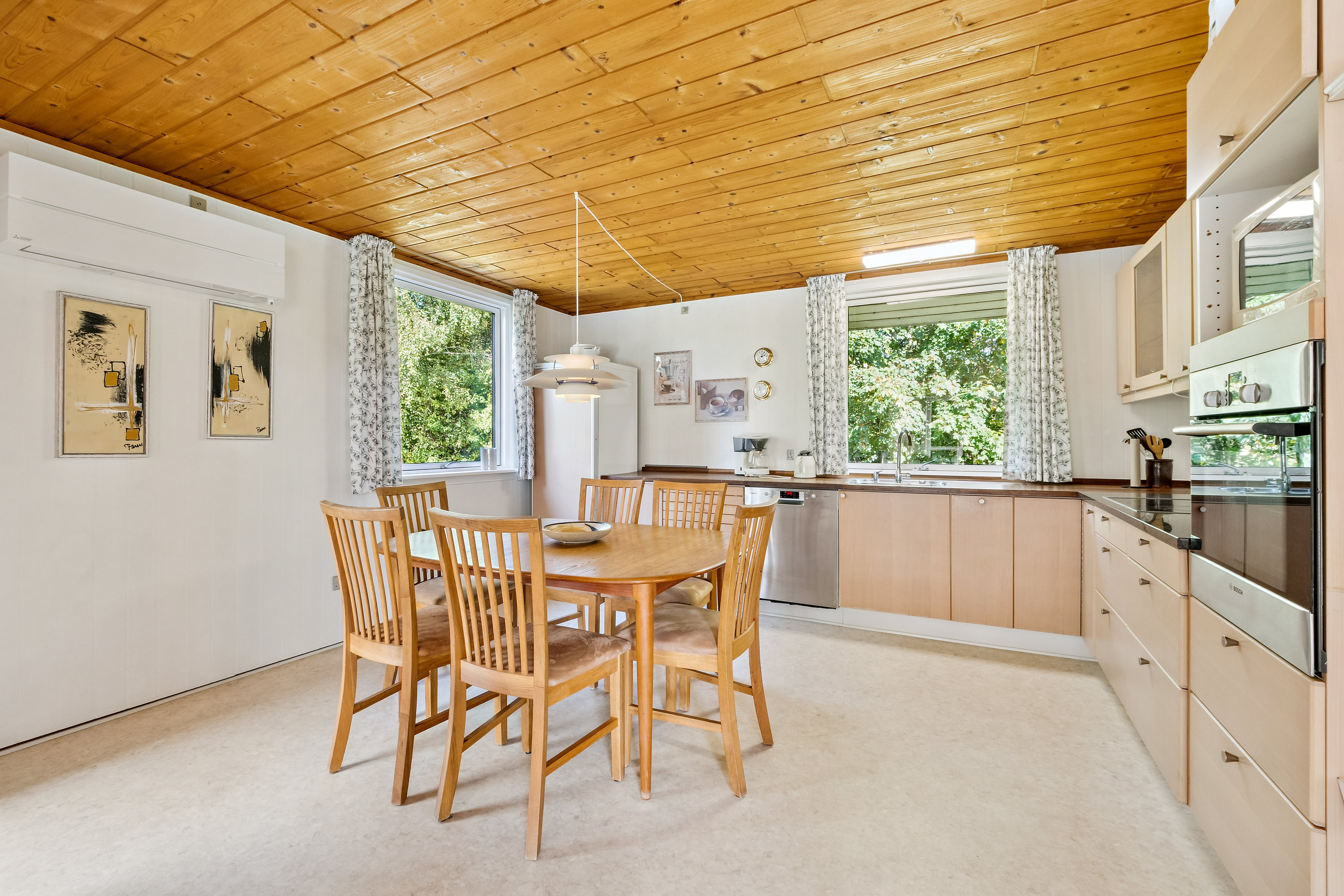 Fremhævet stue billede i fuldskærmstilstand. Billede af Astrup Vig 81, Astrup Vig, 7870 Roslev