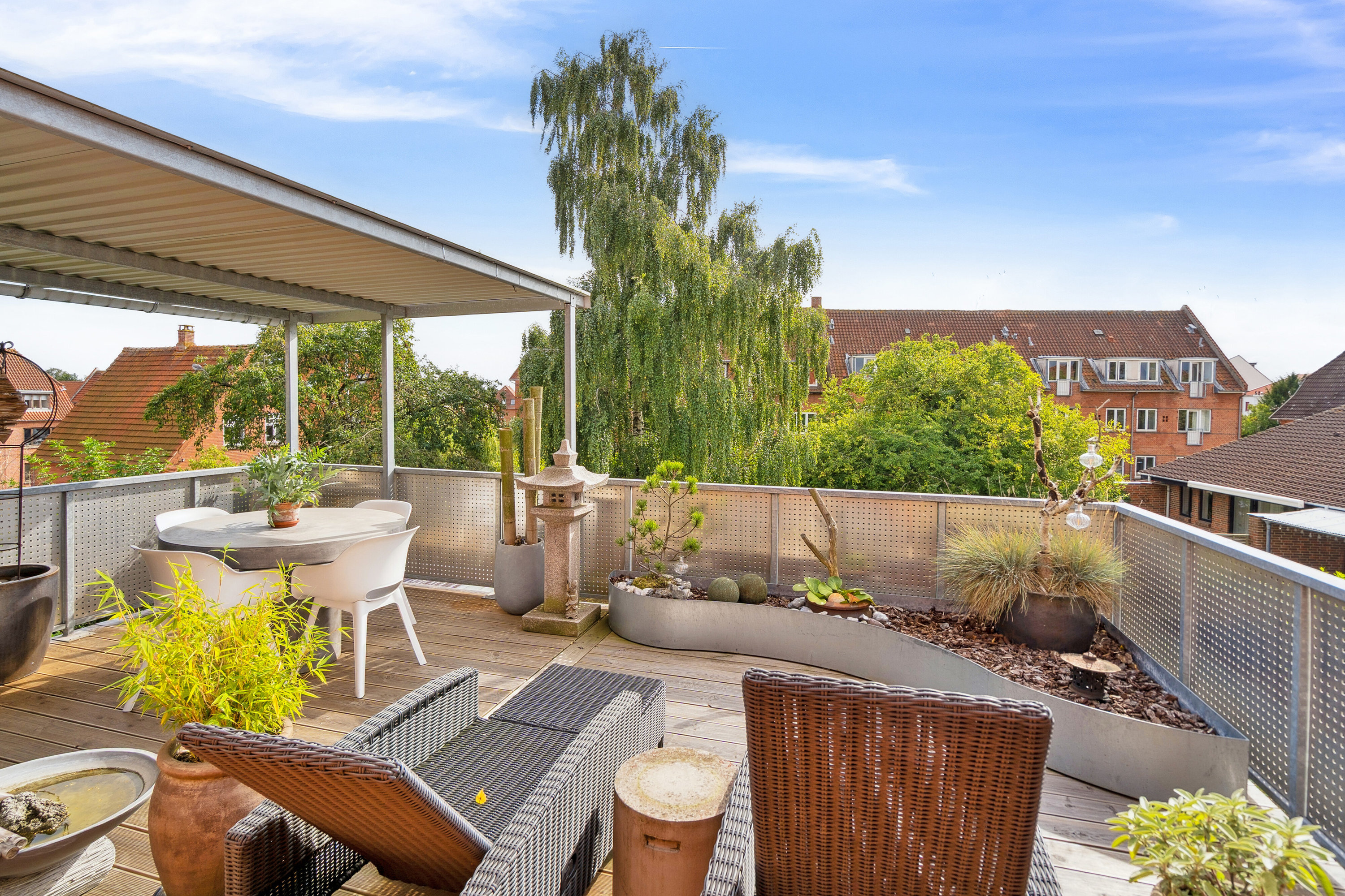 Fremhævet terrasse billede i fuldskærmstilstand. Billede af Sophie Breums Vænge 4B, 1., 5000 Odense C