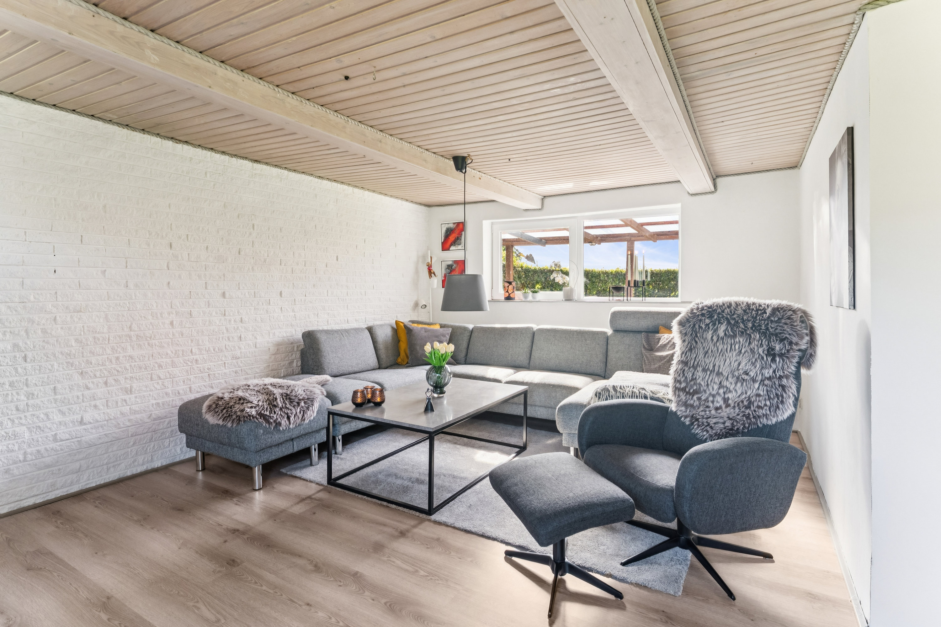 Fremhævet stue billede i fuldskærmstilstand. Billede af Vinkelvej 37, Hvorslev, 8860 Ulstrup