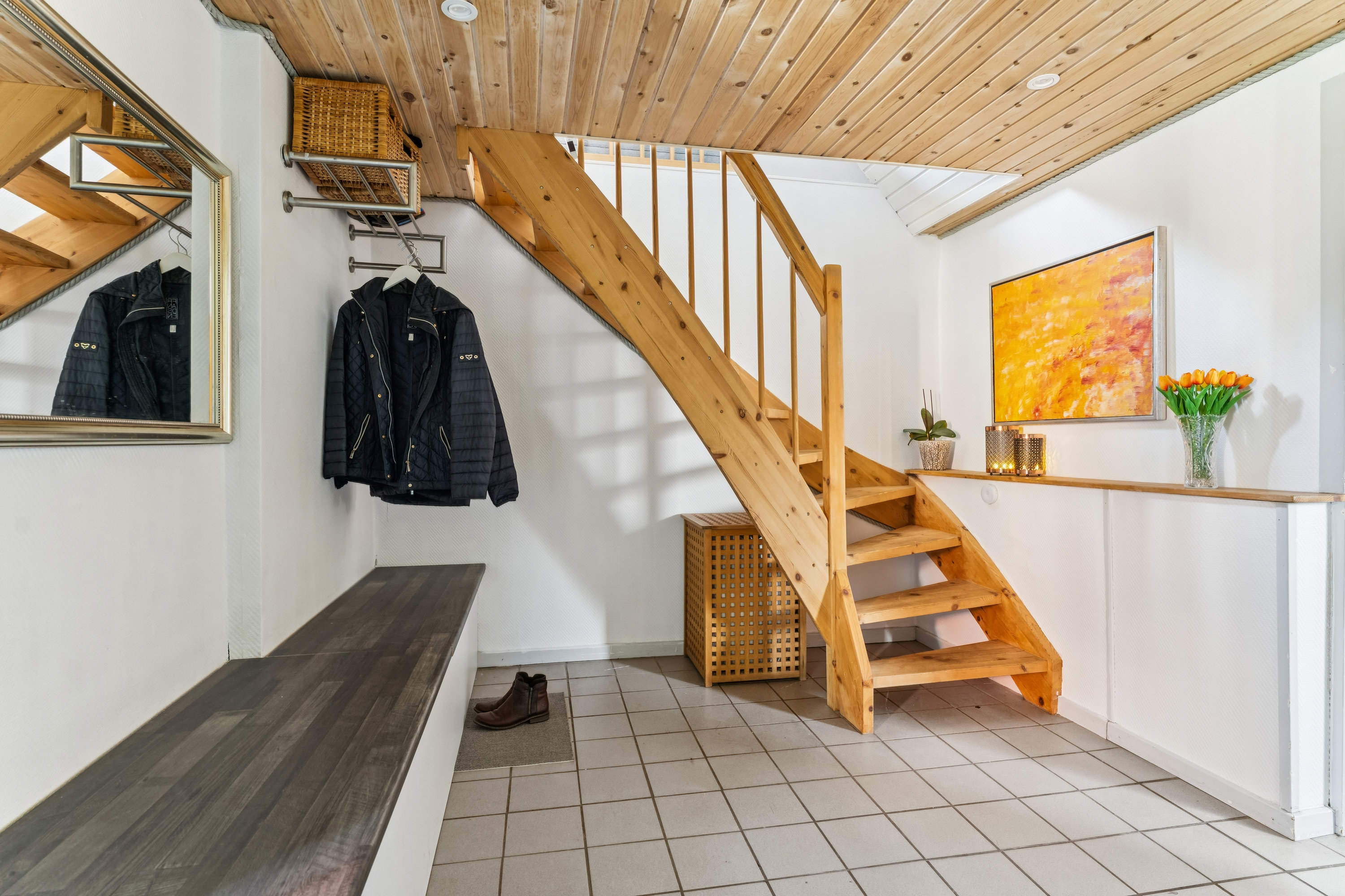 Fremhævet trappe billede i fuldskærmstilstand. Billede af Vinkelvej 37, Hvorslev, 8860 Ulstrup