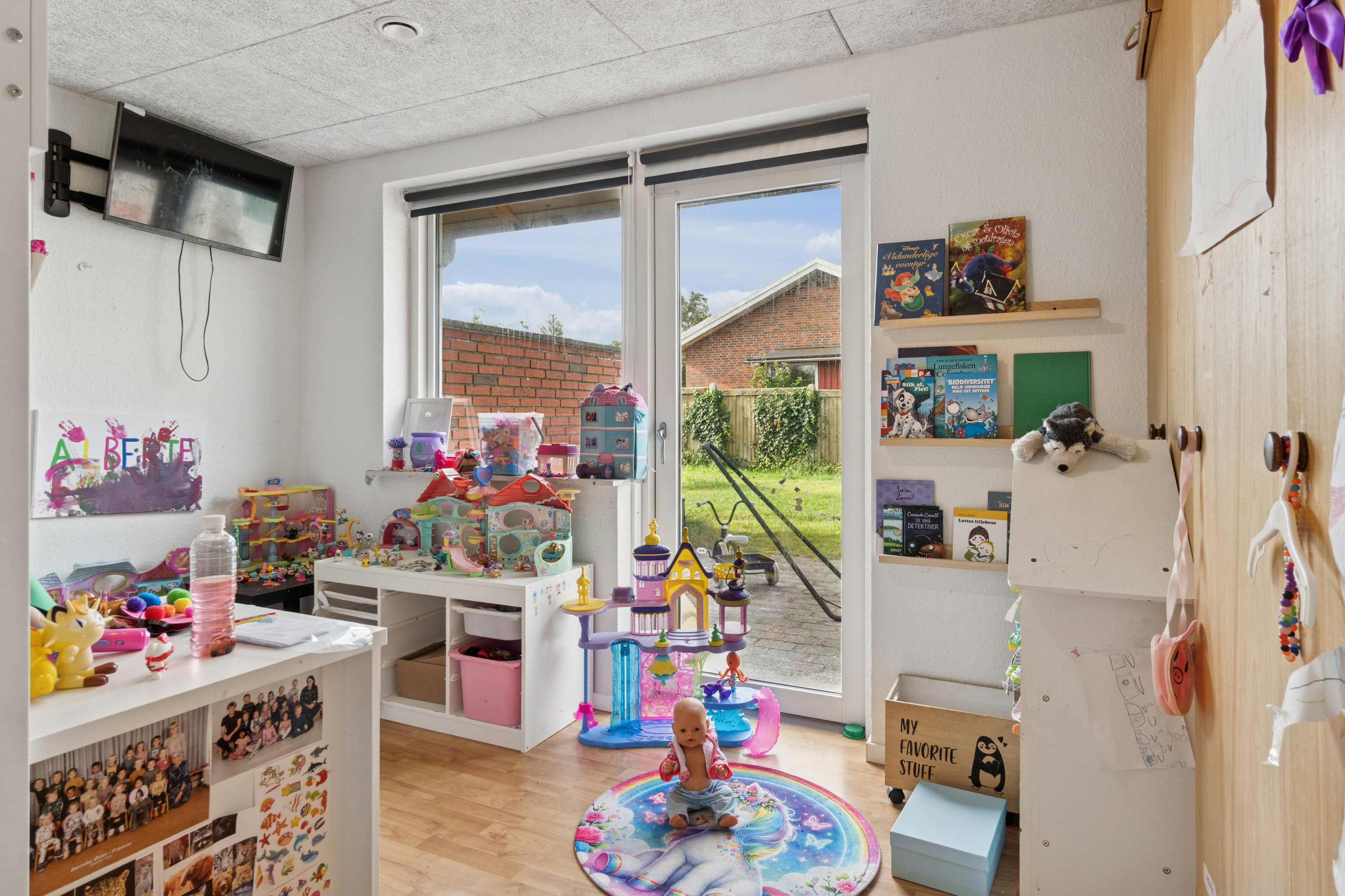 Fremhævet børneværelse billede i fuldskærmstilstand. Billede af Lupintoften 55, 7430 Ikast