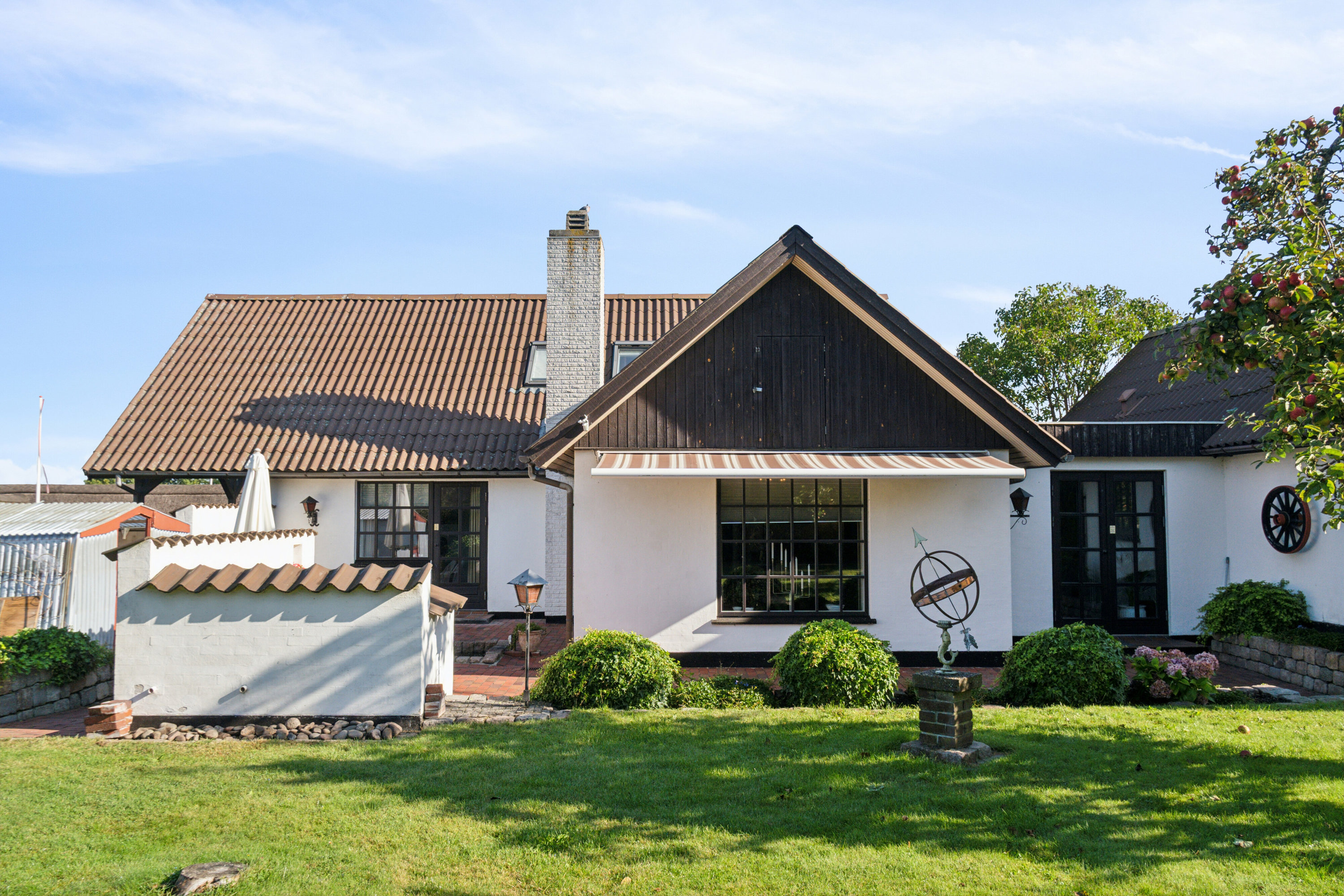 Fremhævet set fra haven billede i fuldskærmstilstand. Billede af Runddelen 2, 4040 Jyllinge