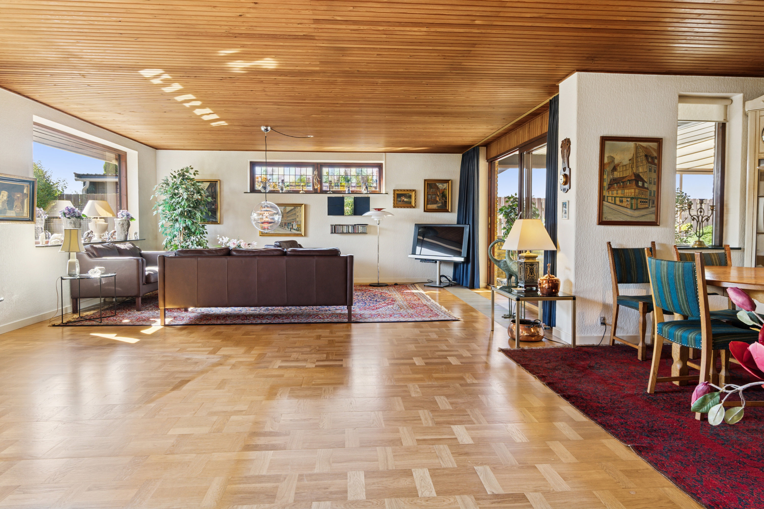 Fremhævet stue billede i fuldskærmstilstand. Billede af Pagteroldvej 25, 2650 Hvidovre