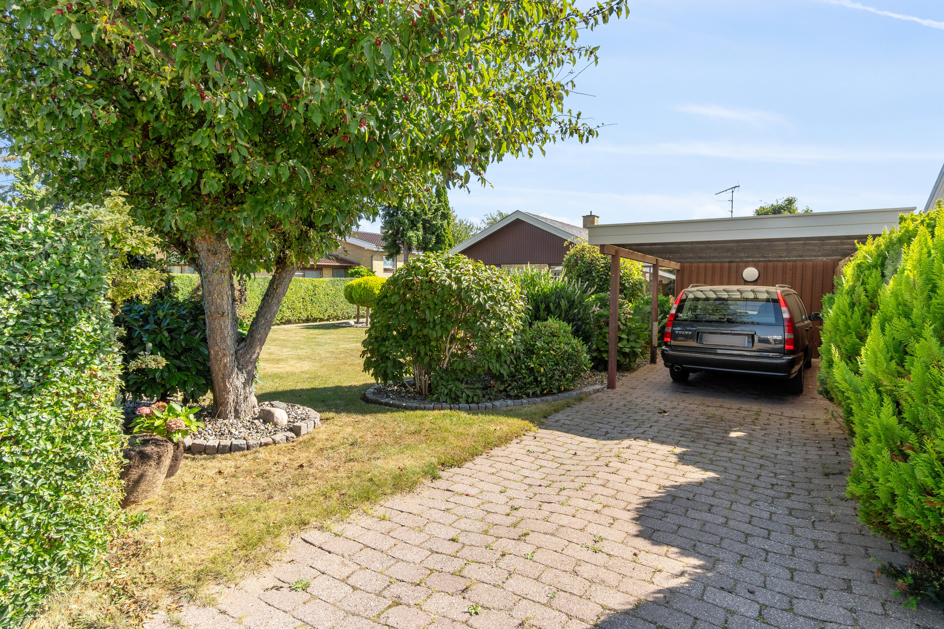 Fremhævet entré billede i fuldskærmstilstand. Billede af Pagteroldvej 25, 2650 Hvidovre