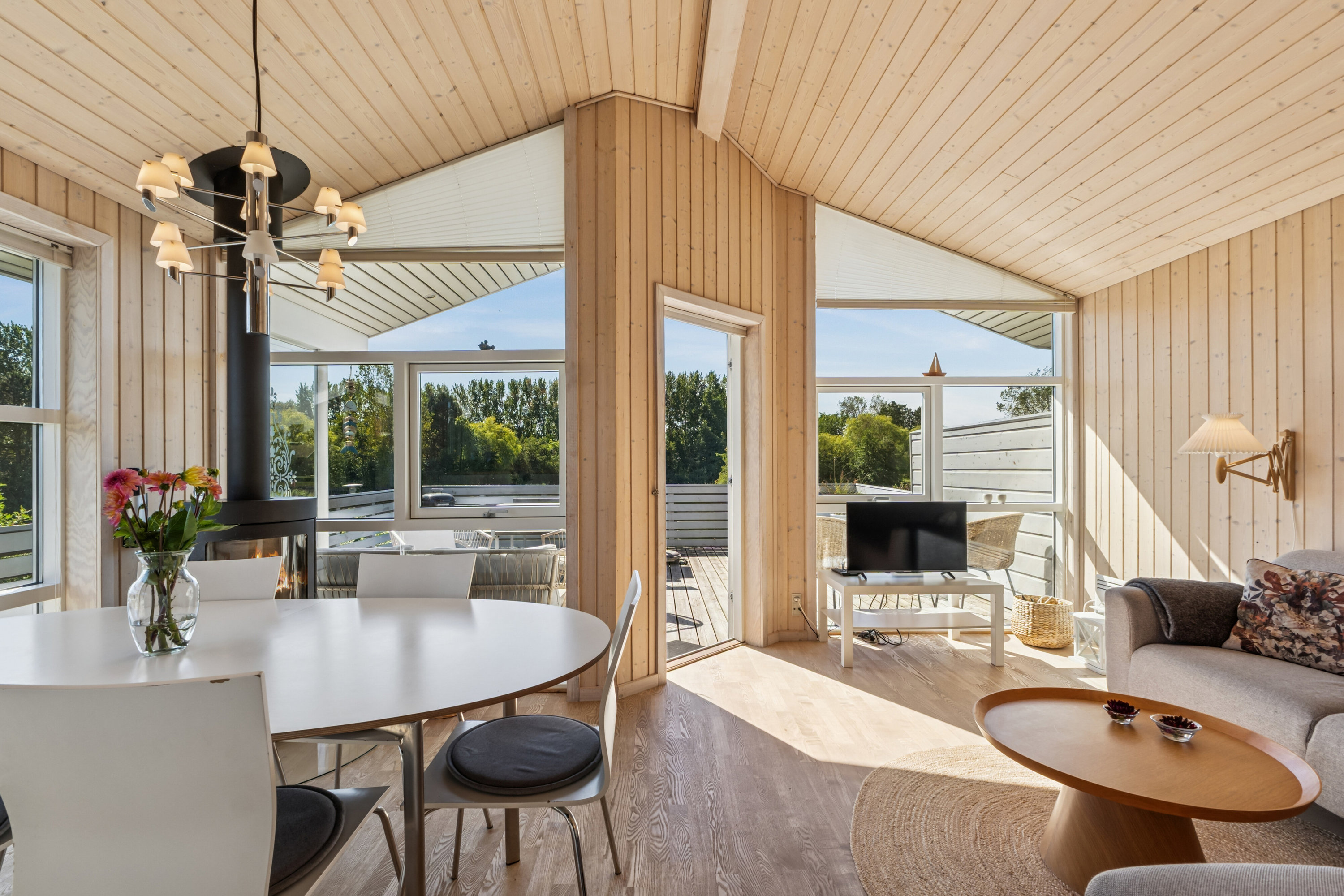 Fremhævet spisestue billede i fuldskærmstilstand. Billede af Dageløkke Marina 6H, Dageløkke, 5953 Tranekær