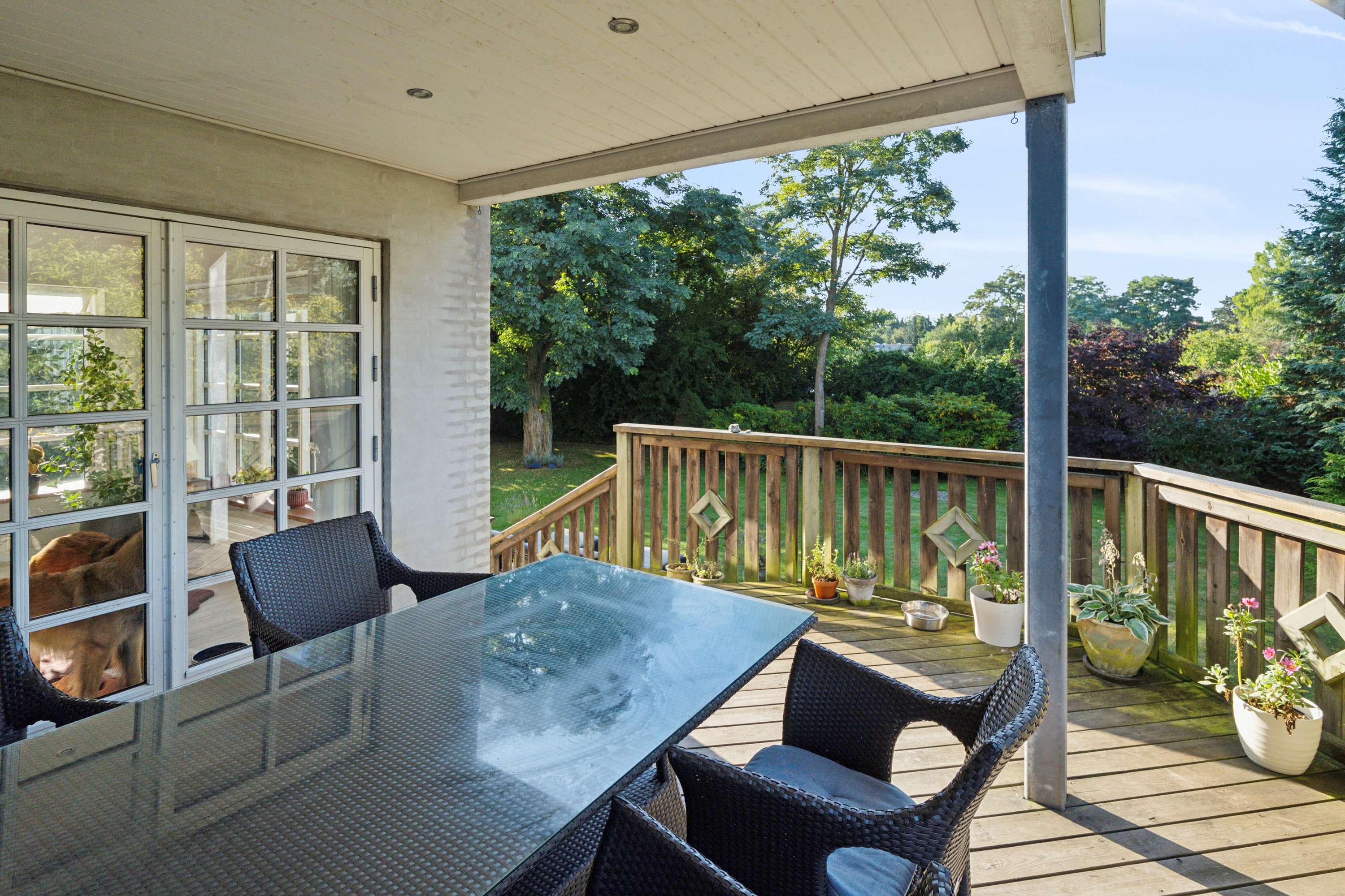 Fremhævet overdækket terrasse billede i fuldskærmstilstand. Billede af Hjortekærskrænten 13, 2800 Kongens Lyngby