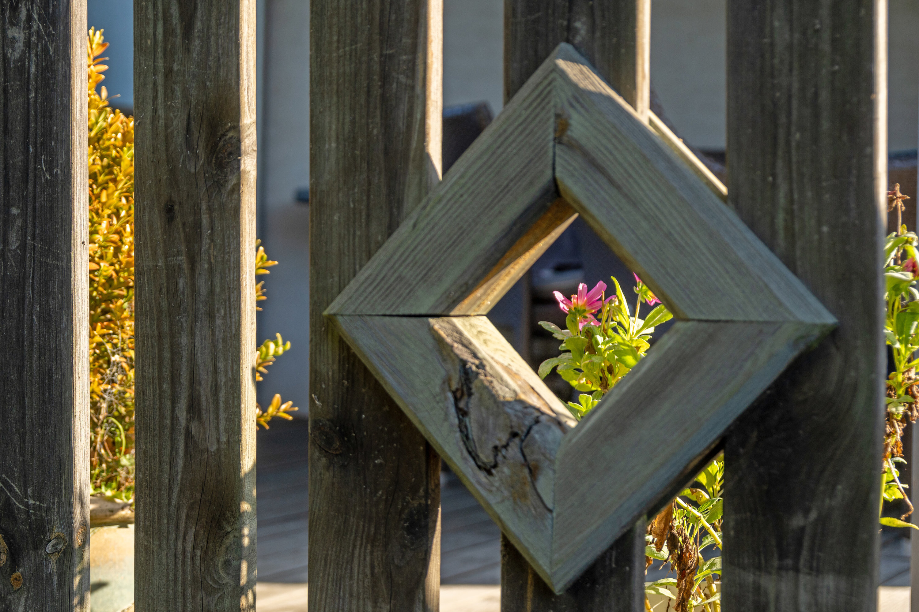 Fremhævet udendørs billede i fuldskærmstilstand. Billede af Hjortekærskrænten 13, 2800 Kongens Lyngby