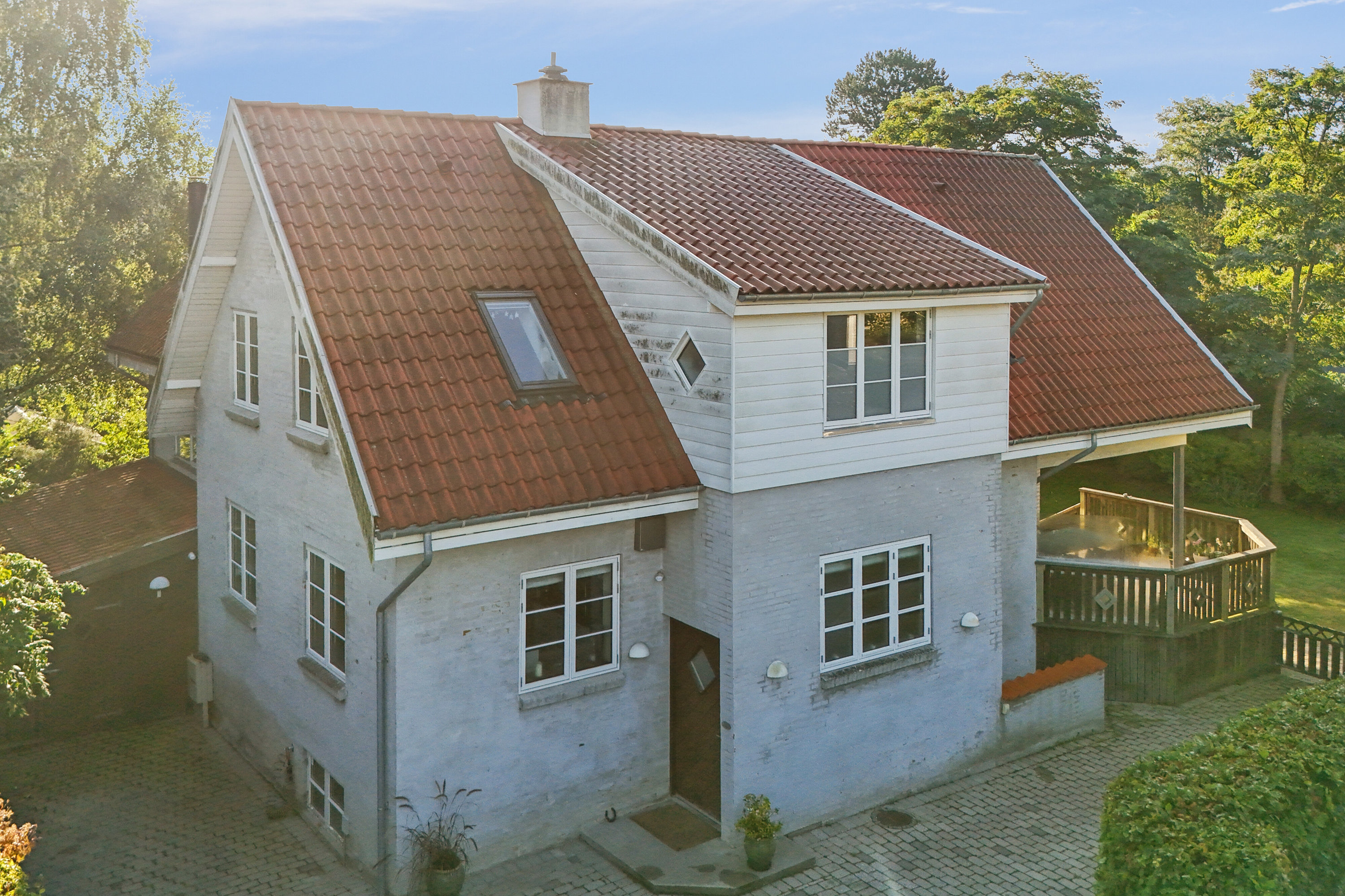 Fremhævet luftfoto billede i fuldskærmstilstand. Billede af Hjortekærskrænten 13, 2800 Kongens Lyngby