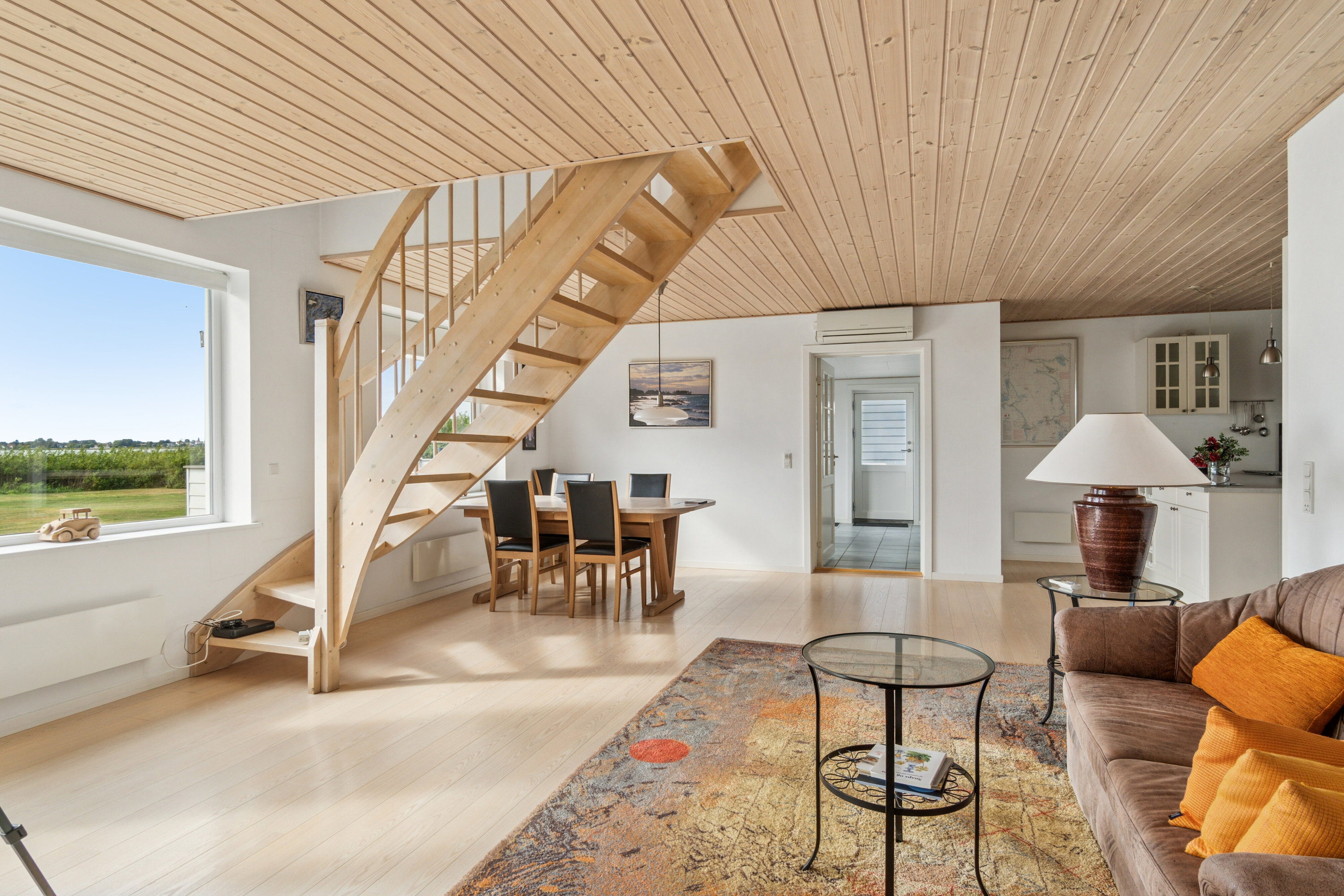 Fremhævet stue billede i fuldskærmstilstand. Billede af Løvvej 17A, Dalby Strand, 4281 Gørlev