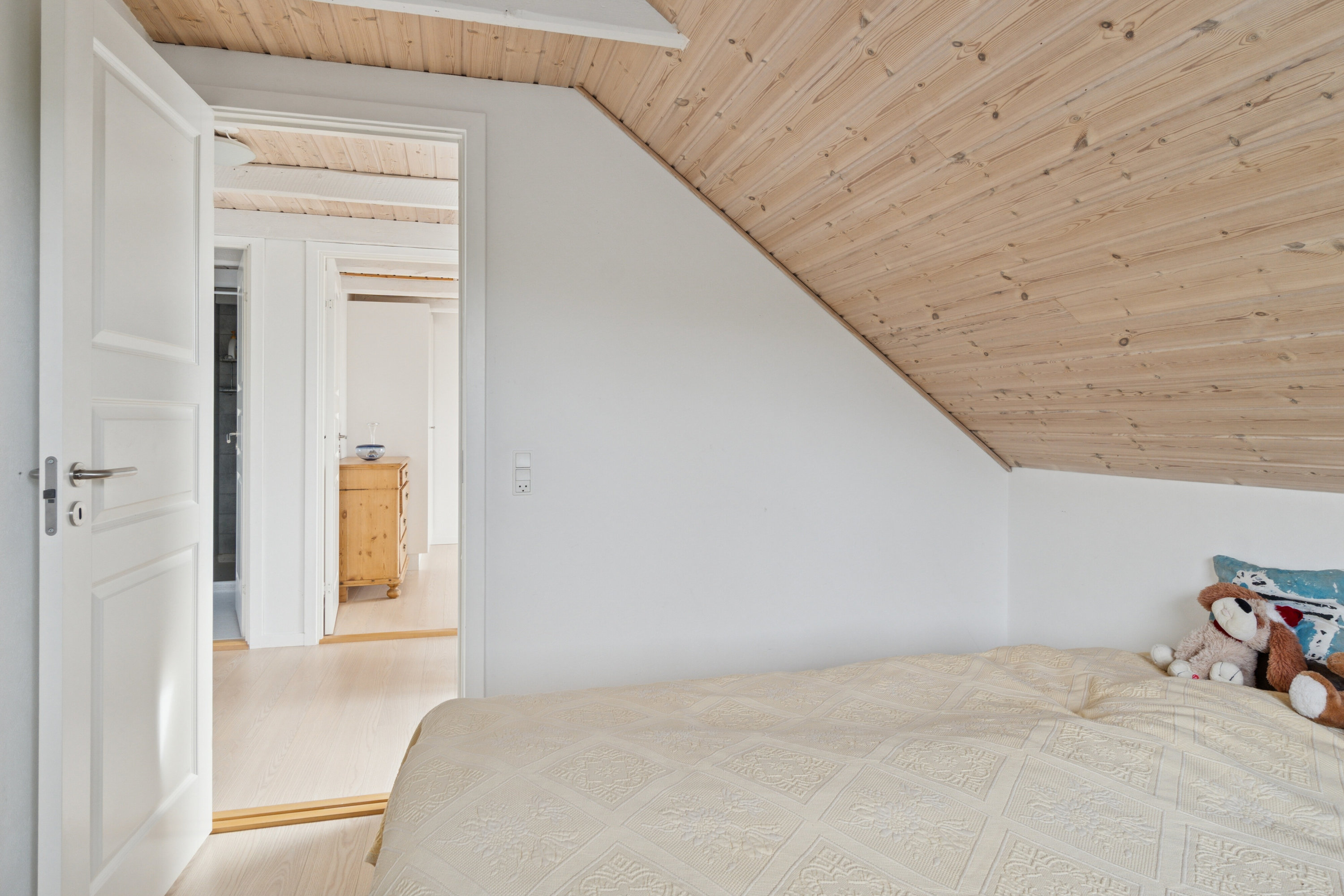 Fremhævet soveværelse billede i fuldskærmstilstand. Billede af Løvvej 17A, Dalby Strand, 4281 Gørlev