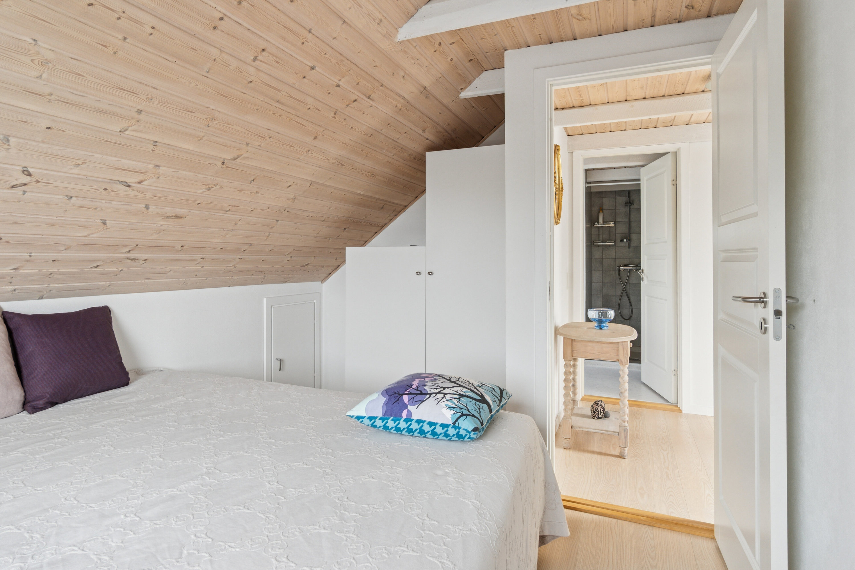 Fremhævet soveværelse billede i fuldskærmstilstand. Billede af Løvvej 17A, Dalby Strand, 4281 Gørlev