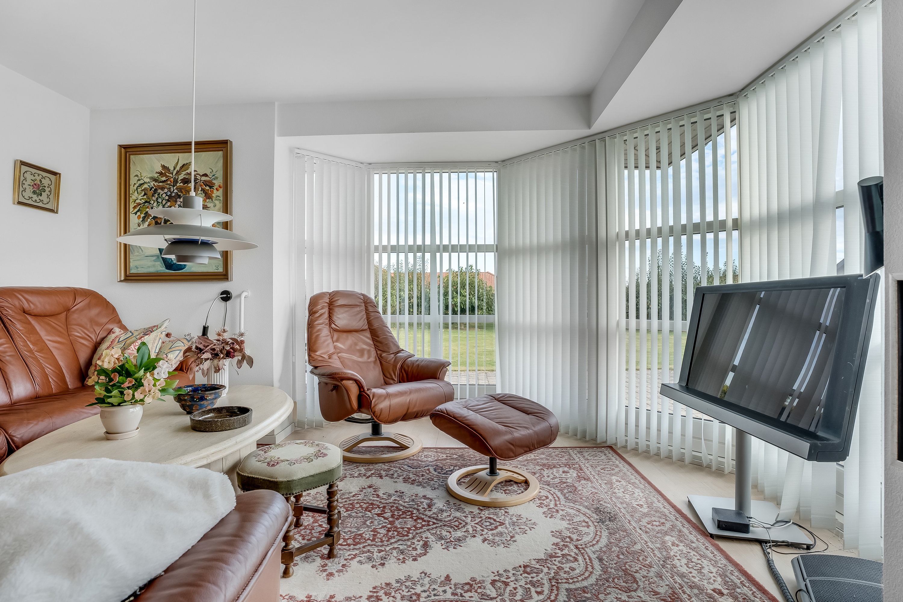 Fremhævet stue billede i fuldskærmstilstand. Billede af Havesangervej 42, 4930 Maribo