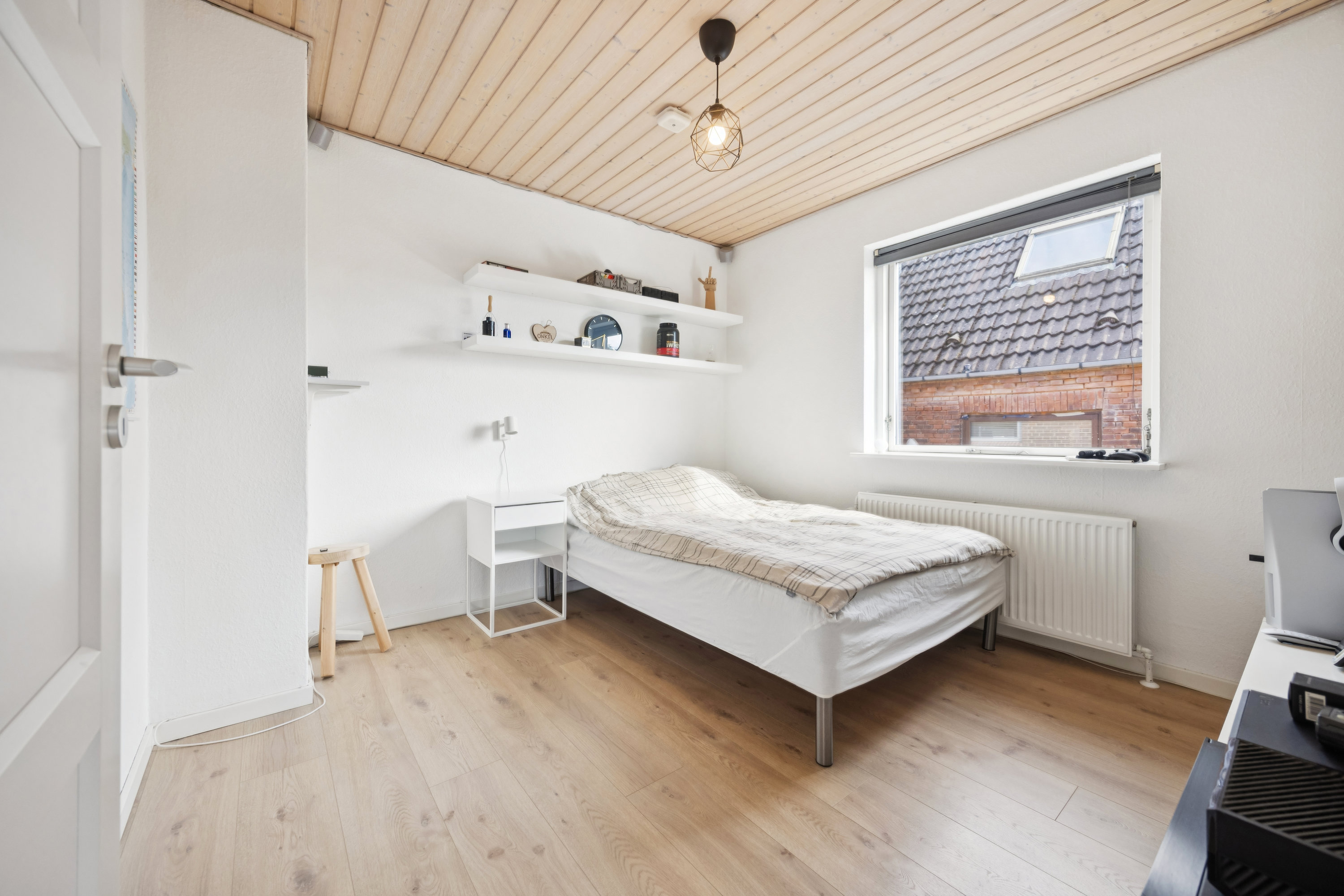 Fremhævet værelse billede i fuldskærmstilstand. Billede af Toftevej 11, 9400 Nørresundby