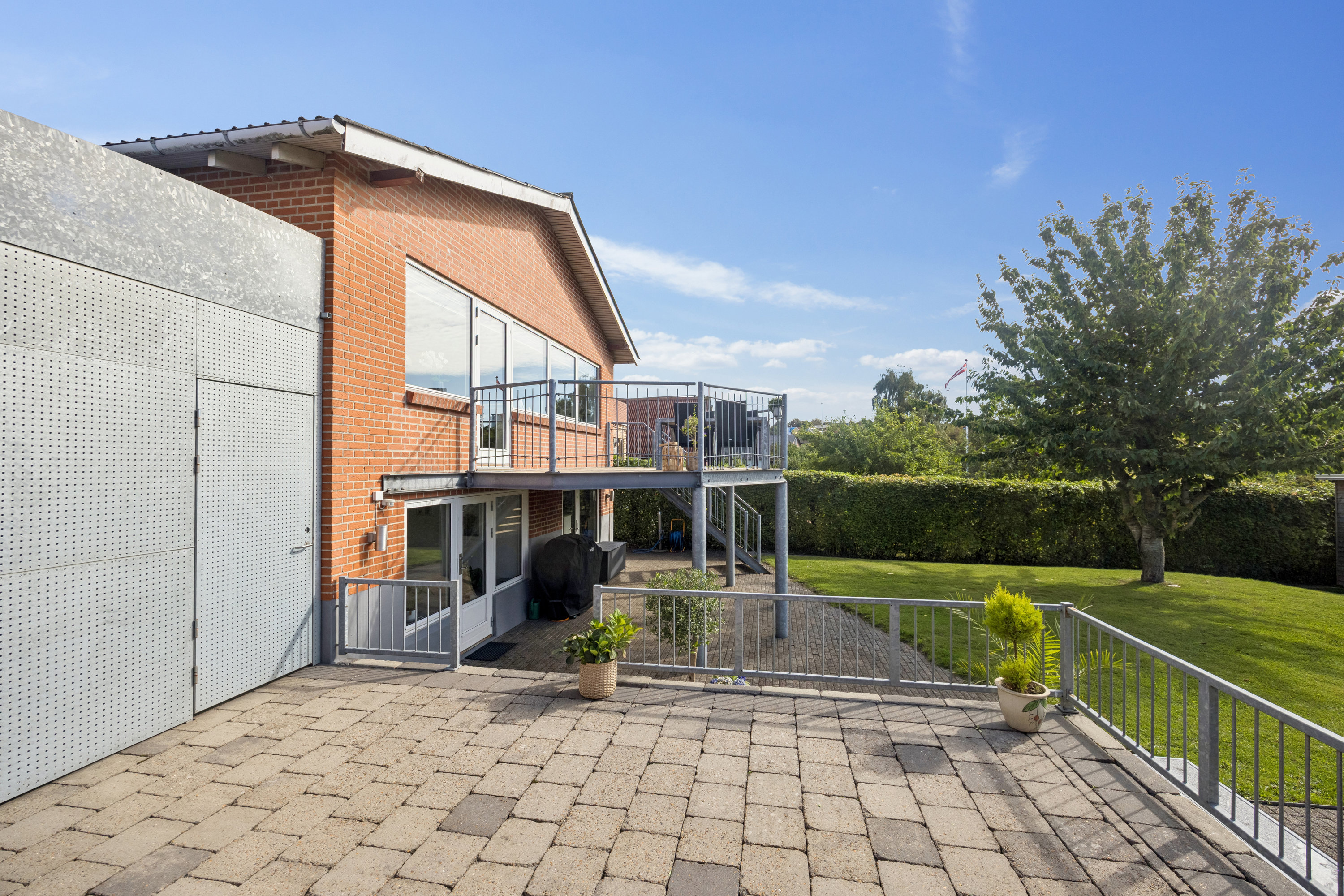 Fremhævet ejendom 1 billede i fuldskærmstilstand. Billede af Toftevej 11, 9400 Nørresundby