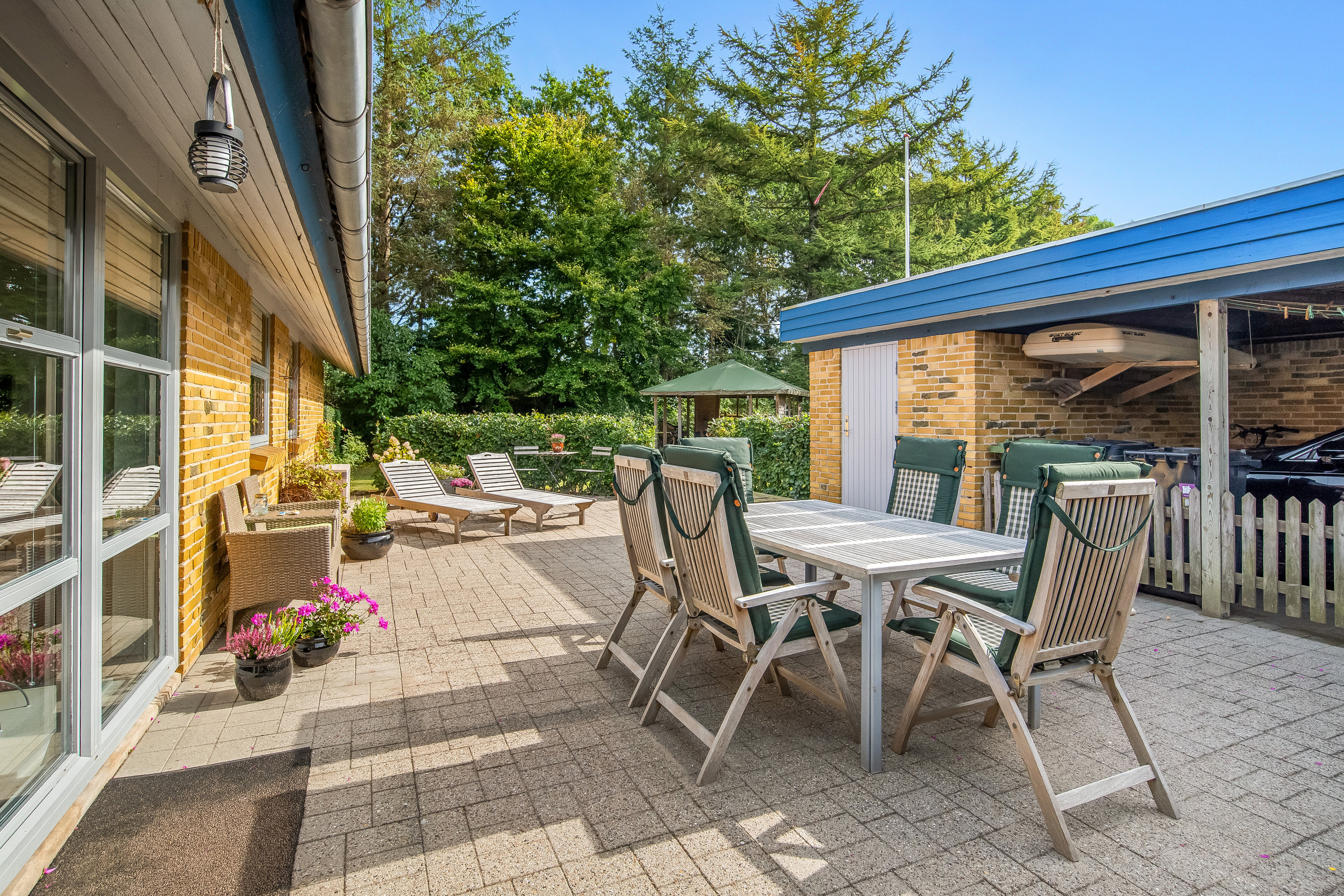 Fremhævet terrasse billede i fuldskærmstilstand. Billede af Riisagersvej 1, 7500 Holstebro