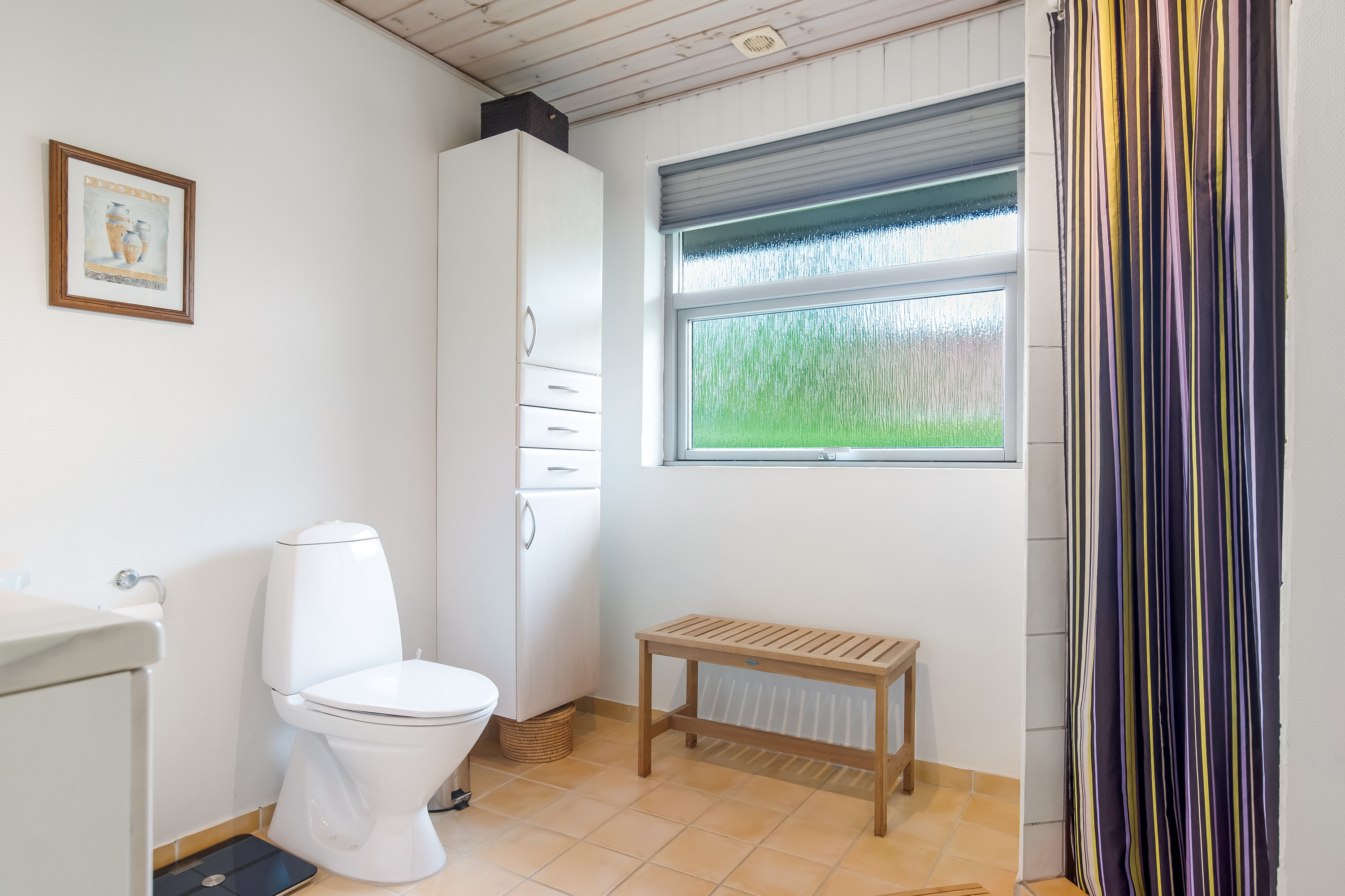 Fremhævet badeværelse billede i fuldskærmstilstand. Billede af Riisagersvej 1, 7500 Holstebro