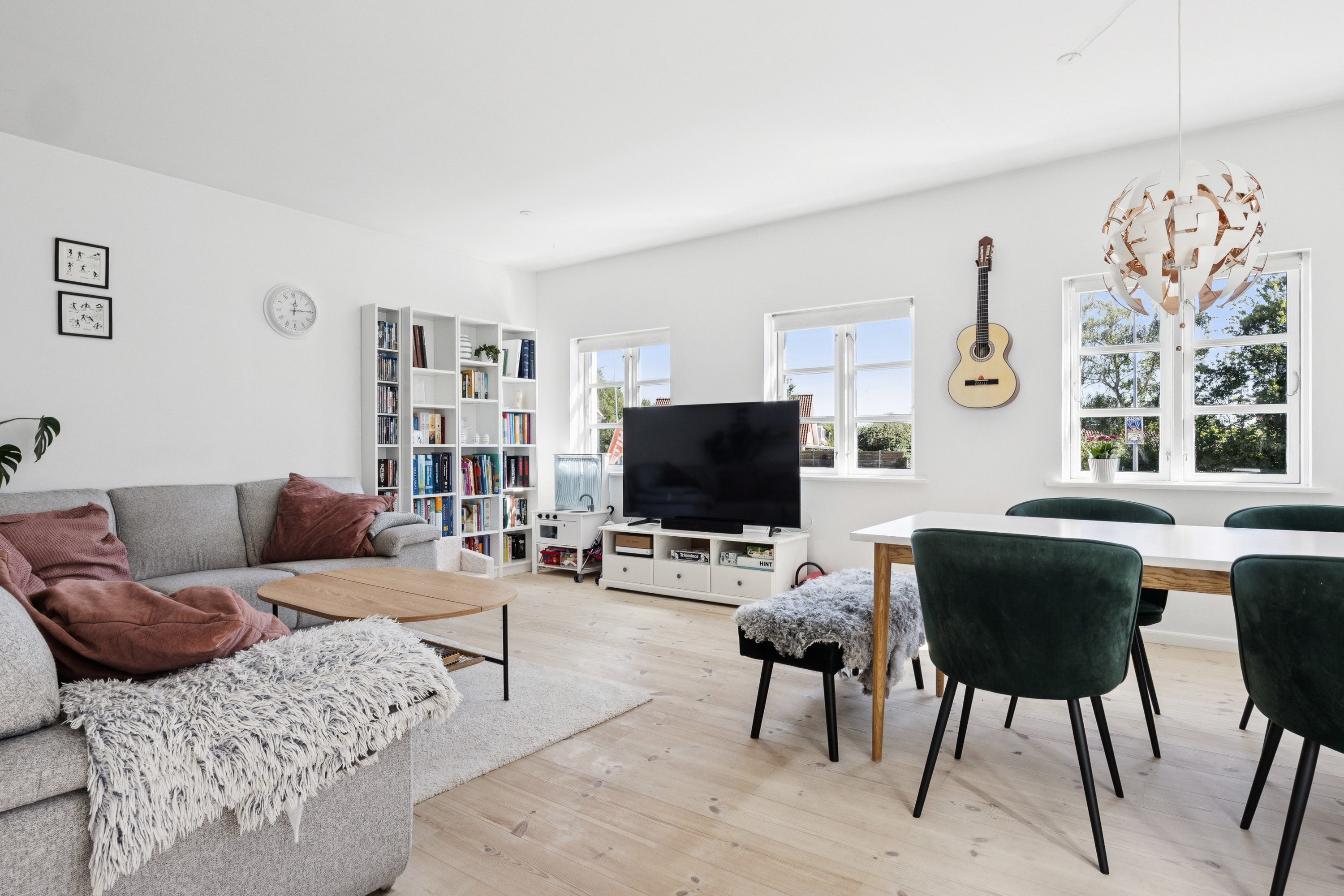 Fremhævet stue billede i fuldskærmstilstand. Billede af Vordingborgvej 90B, 4681 Herfølge