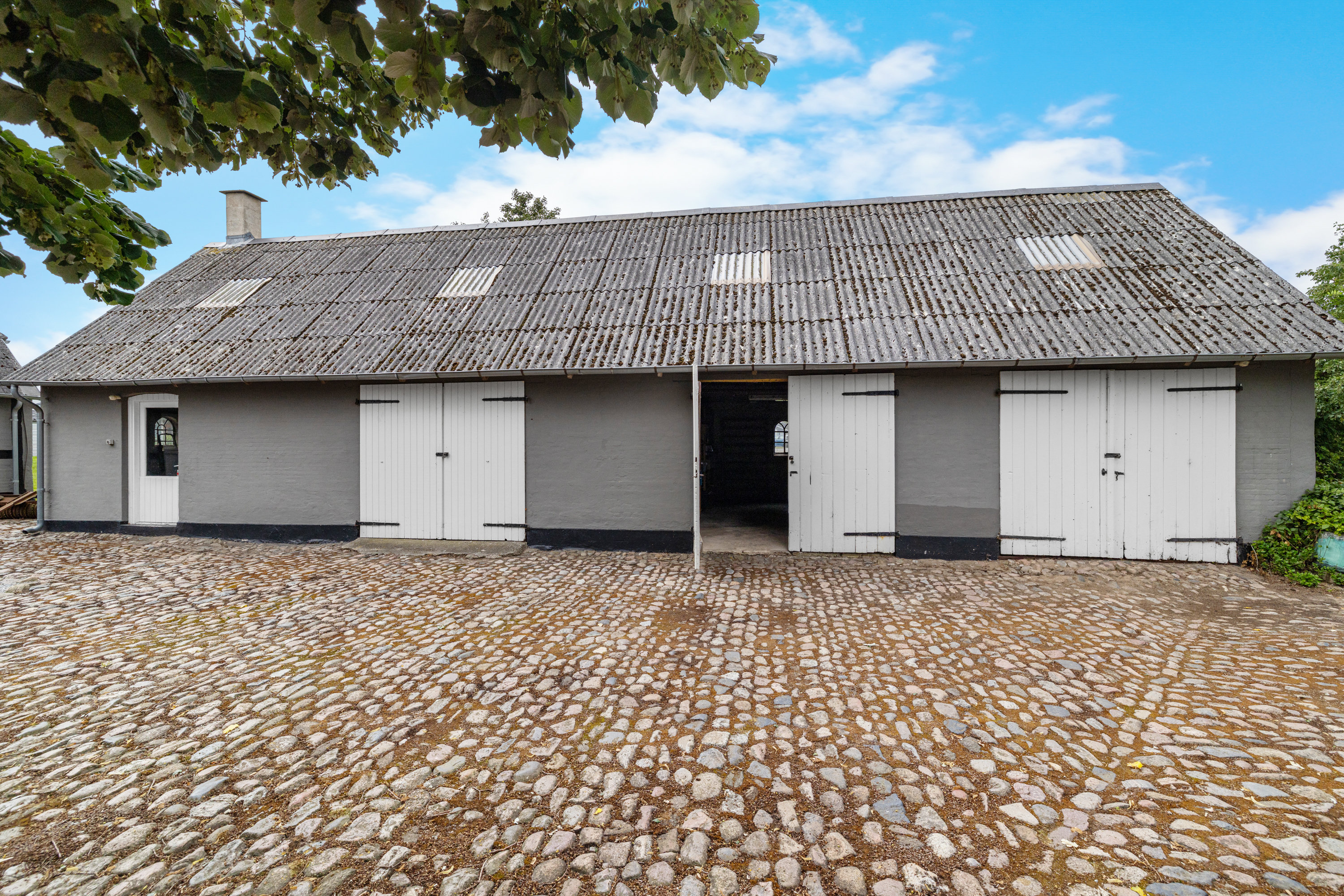 Fremhævet facade billede i fuldskærmstilstand. Billede af Betzyslyst 131, 5600 Faaborg