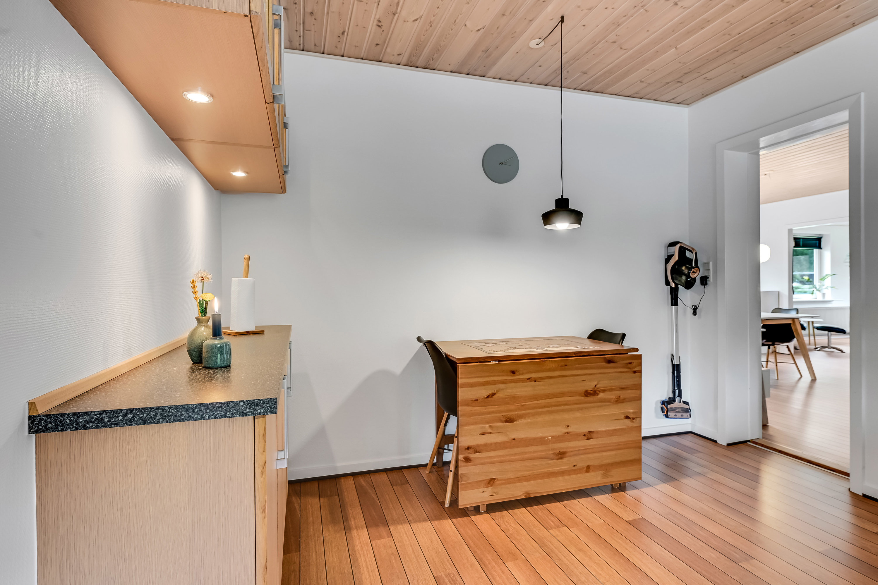 Fremhævet værelse billede i fuldskærmstilstand. Billede af Egebjerg Landevej 90, Vesterhede, 7250 Hejnsvig