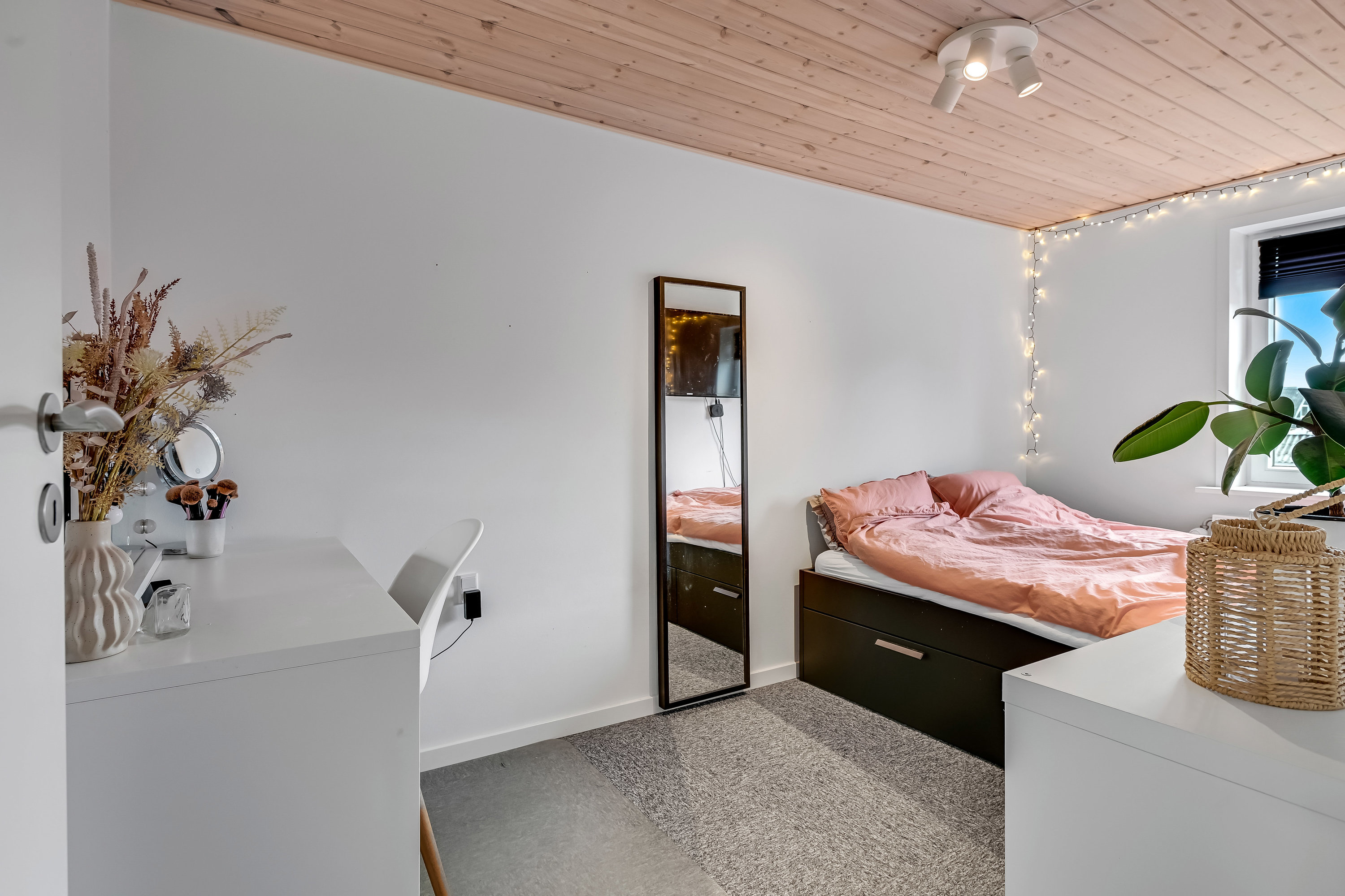 Fremhævet værelse billede i fuldskærmstilstand. Billede af Egebjerg Landevej 90, Vesterhede, 7250 Hejnsvig